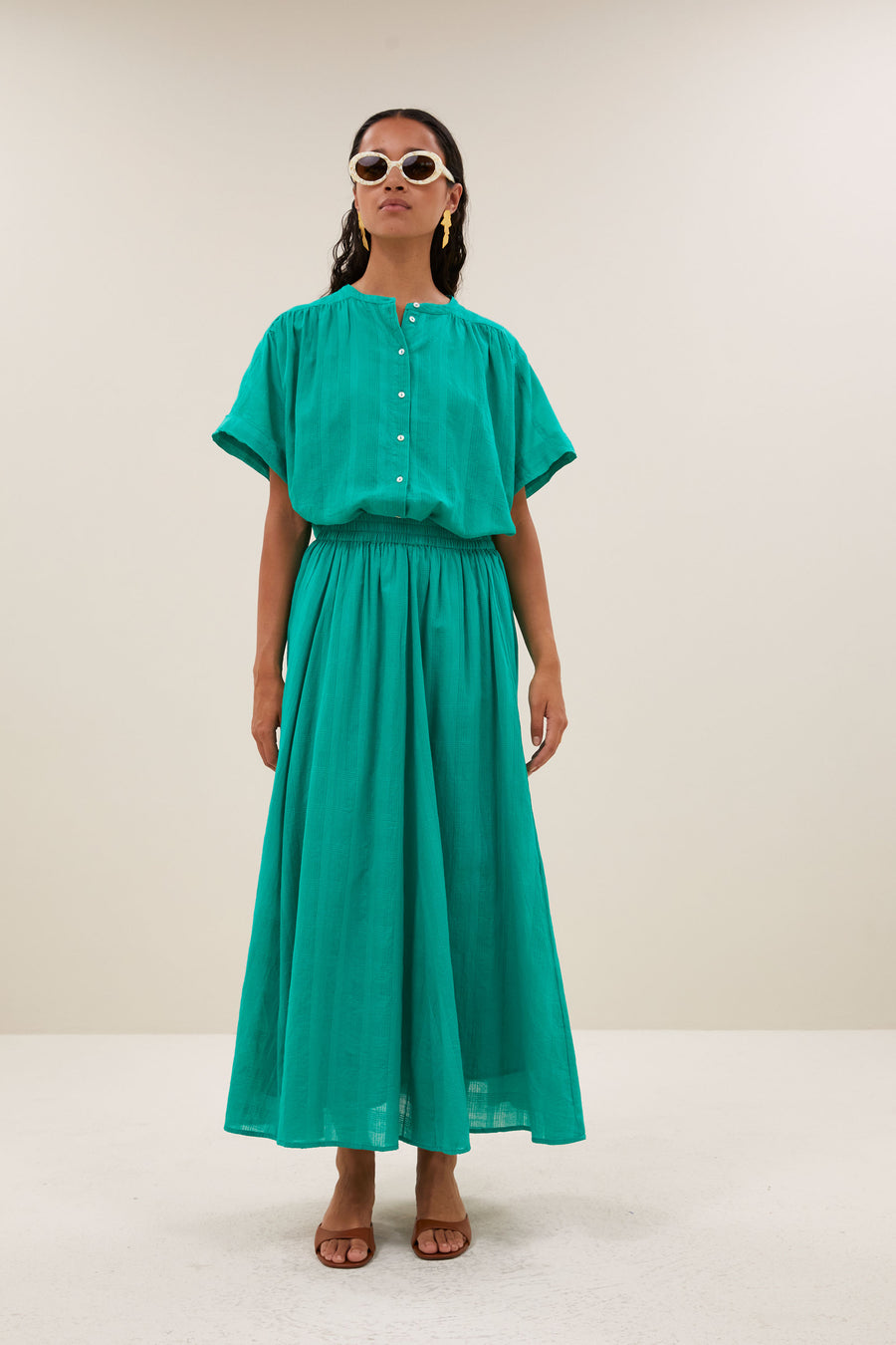 ruby-dobby-skirt-lucky-green-comfortabele pasvorm-elastieken band-draagbaar als set-by-bar-vooraanzicht