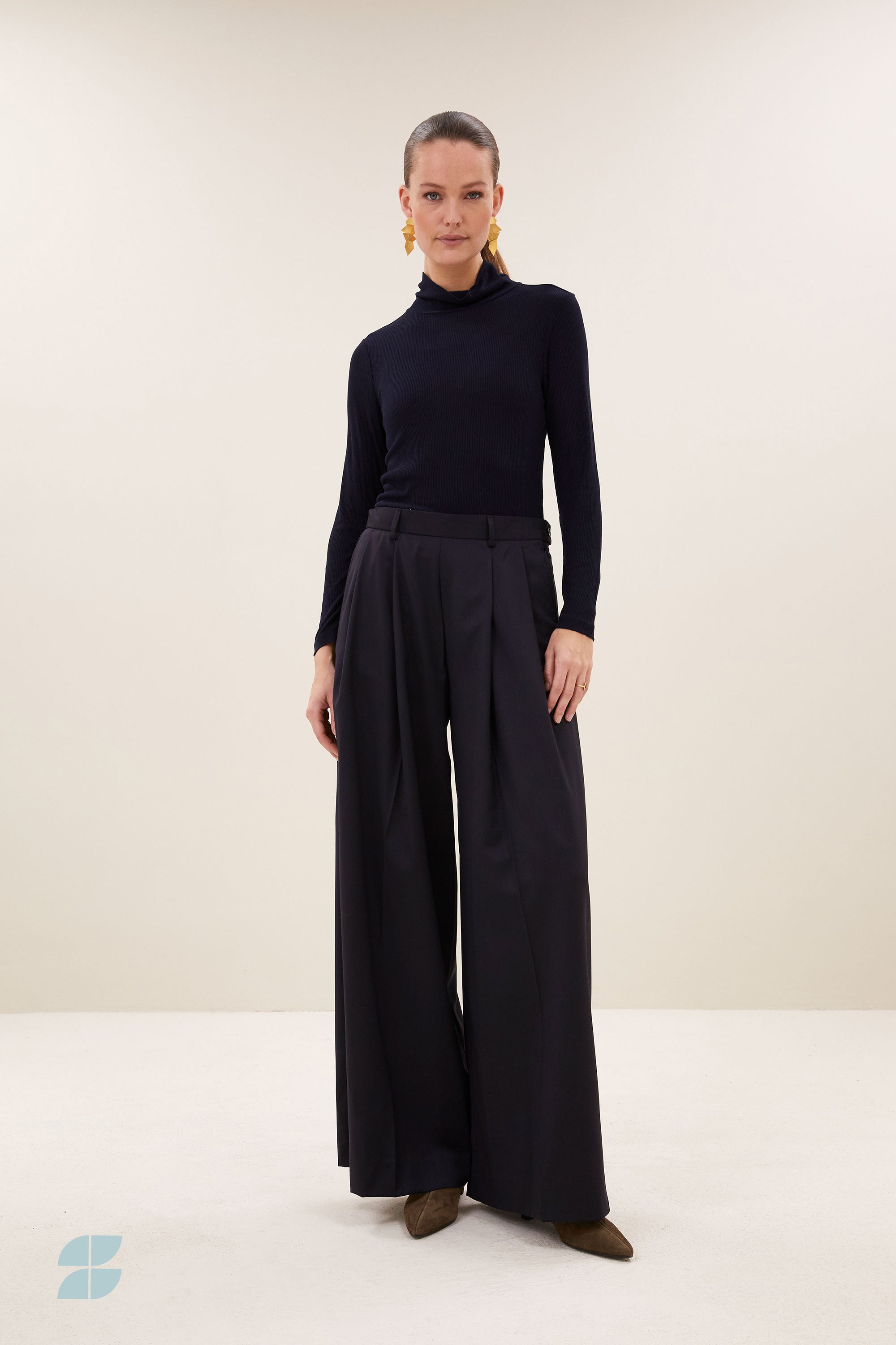 basic ls turtle rib top | night sky