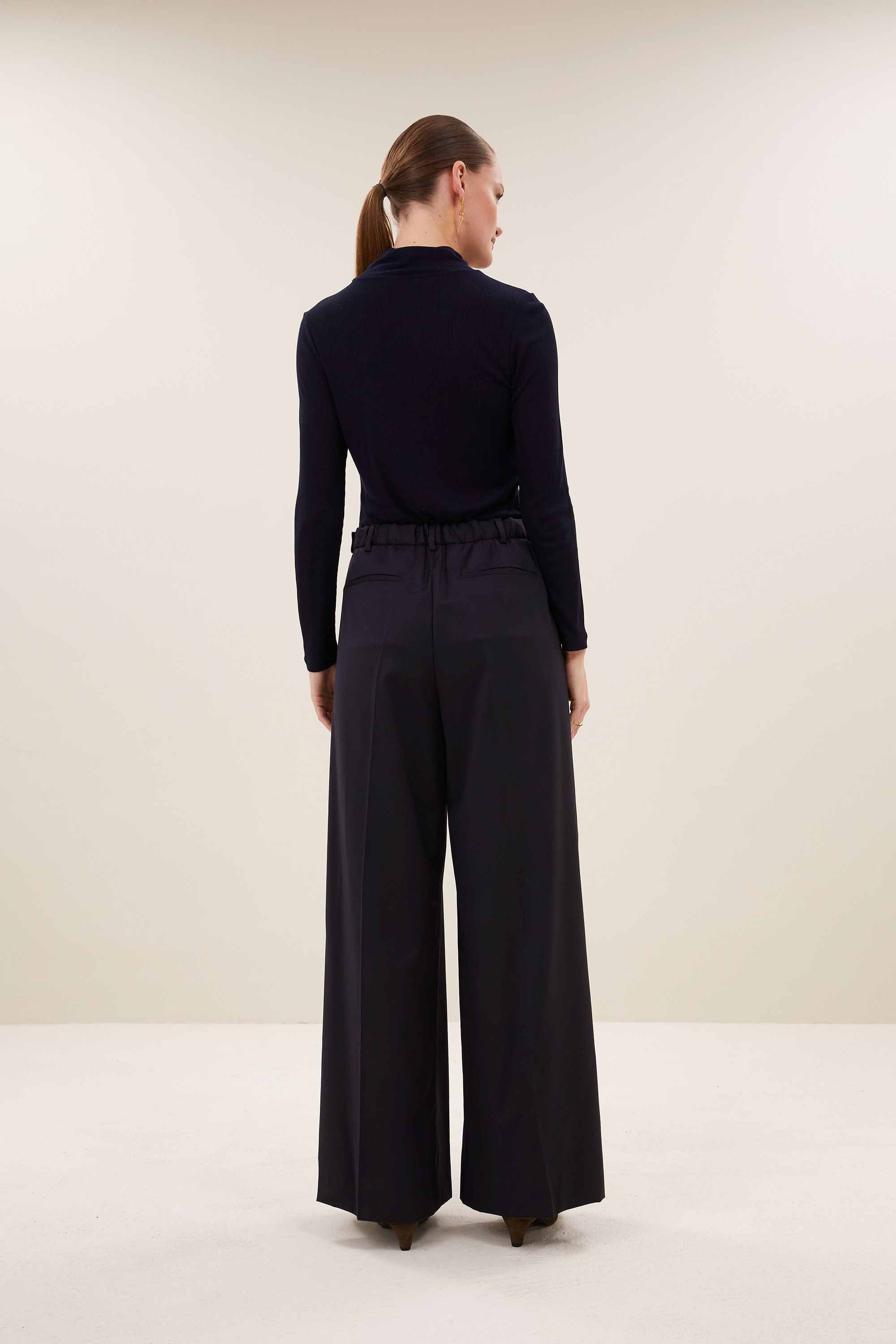 basic-ls-turtle-rib-top-night-sky-all-time classic-aansluitende fit-hoge hals-by-bar-achteraanzicht
