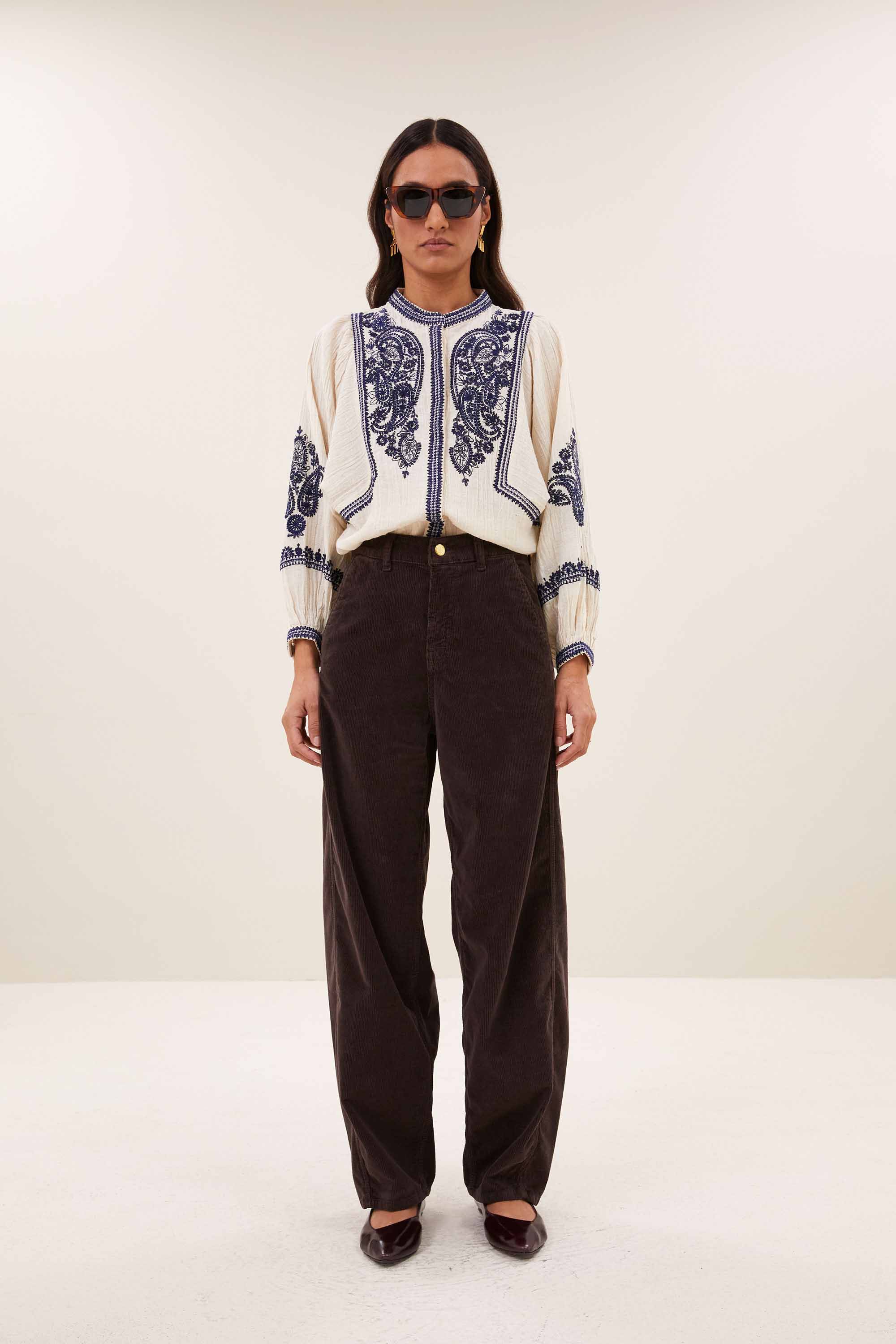 senne embroidery blouse | sand