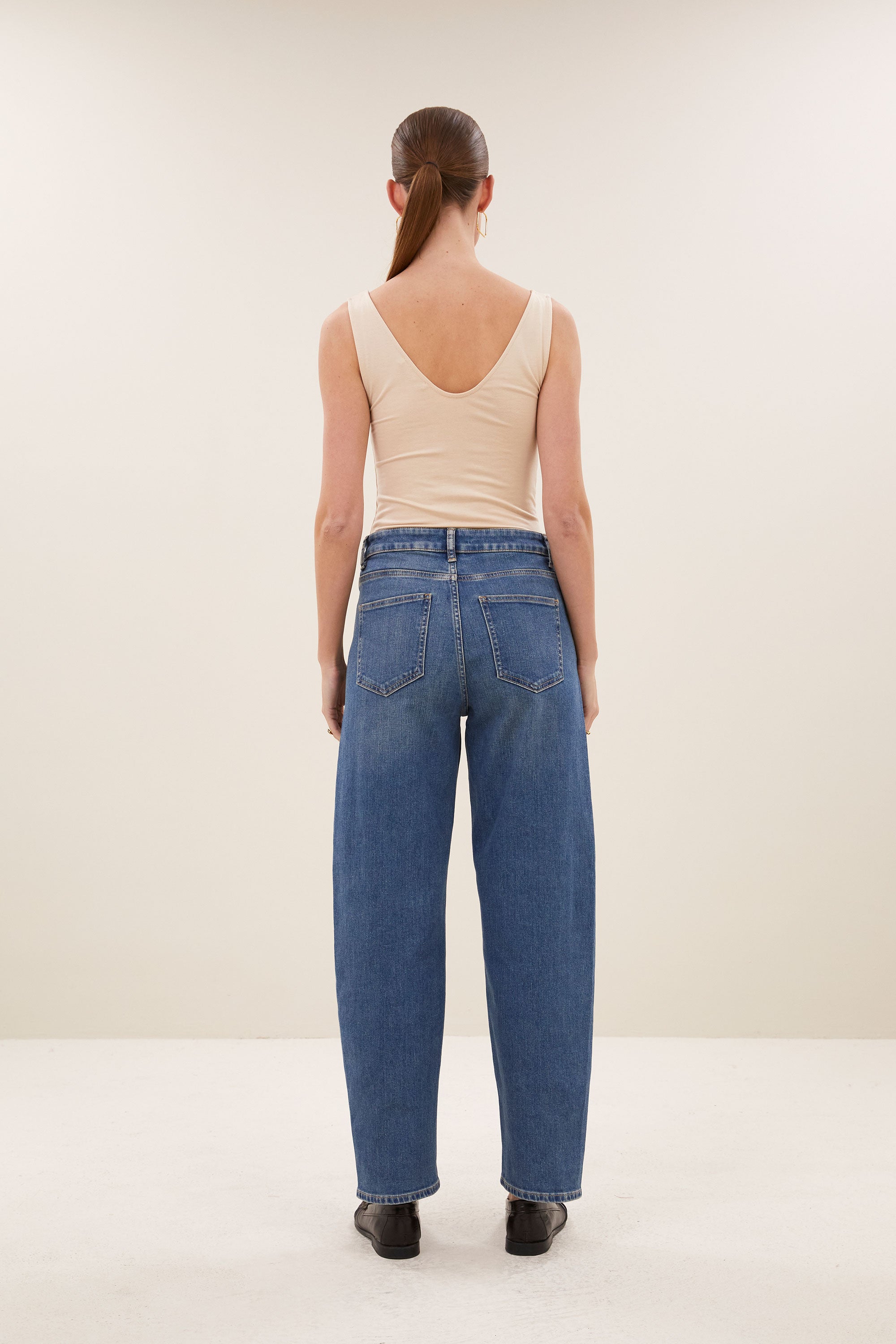 lia singlet | nude