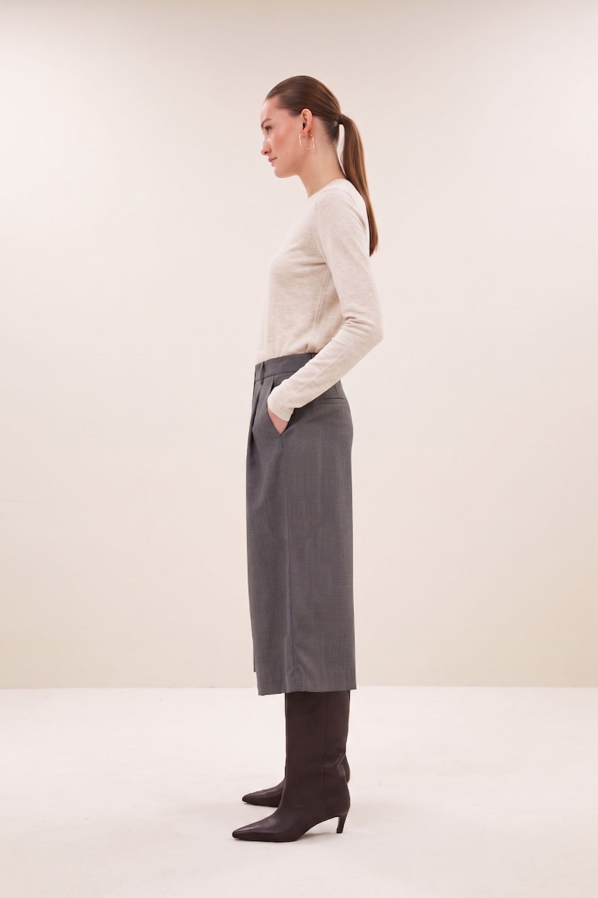 mowi bermuda shorts | dark grey