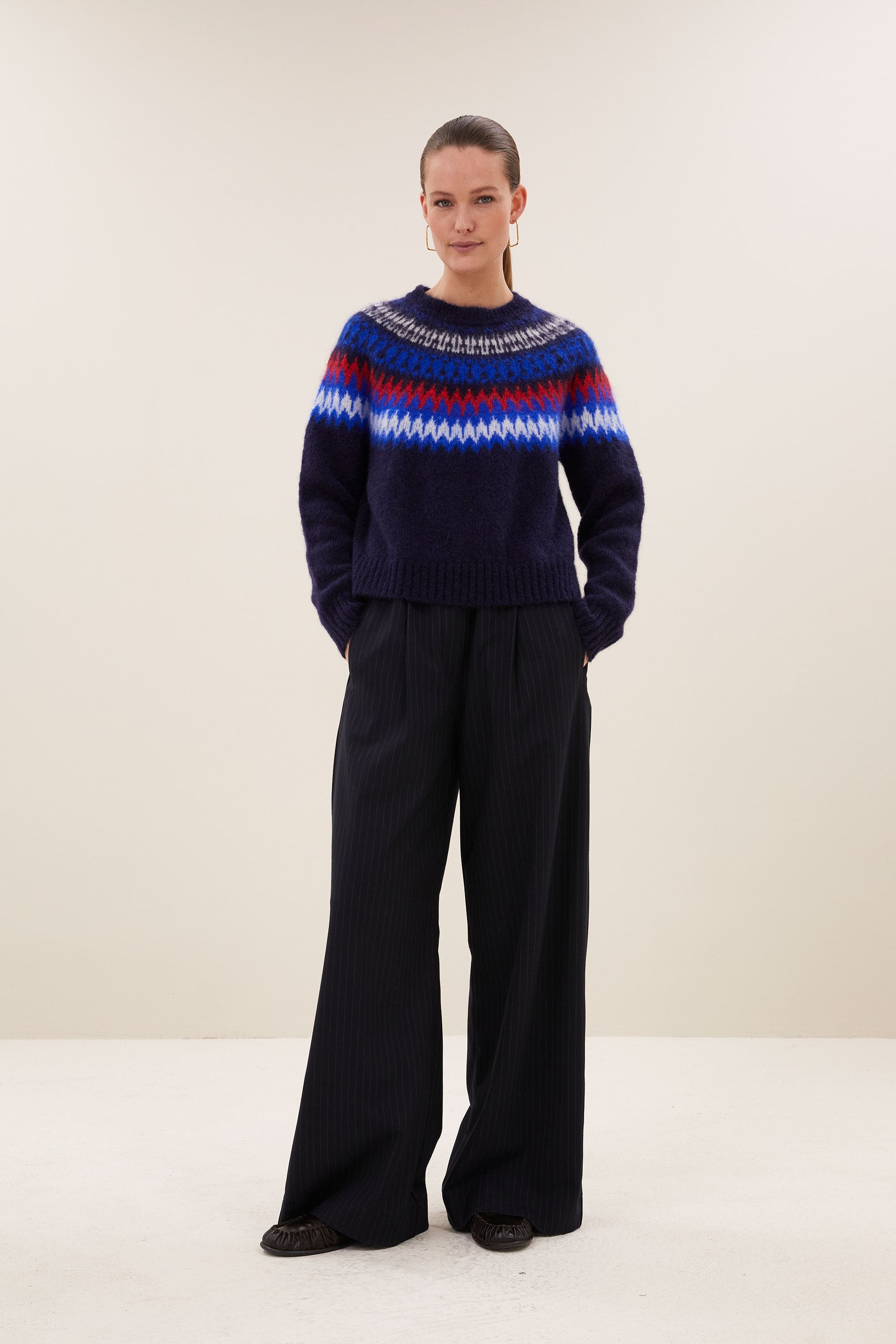 jackie-pullover-midnight-comfortabele draagervaring-gebreide patronen-mix van mohair-by-bar-detail