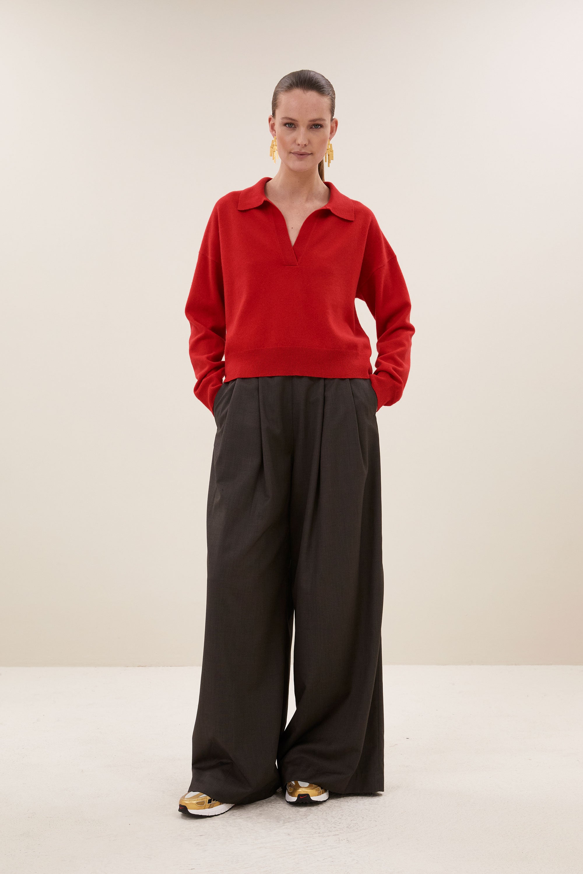 flex pullover | lipstick