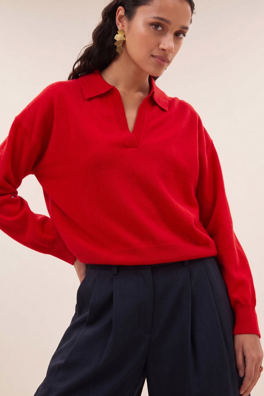 flex pullover | lipstick