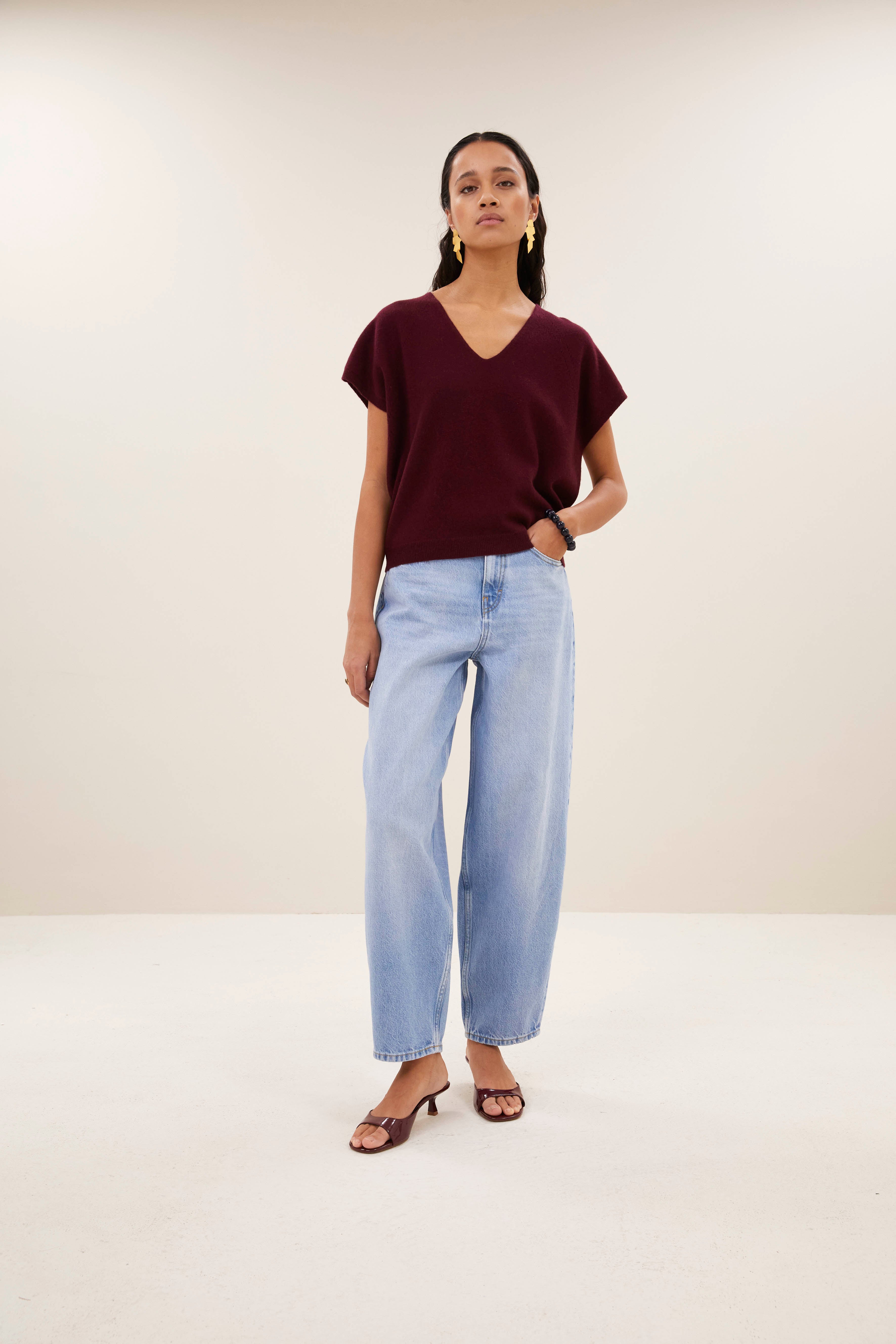 pullover-sil v neck pullover wine-by-bar-vooraanzicht