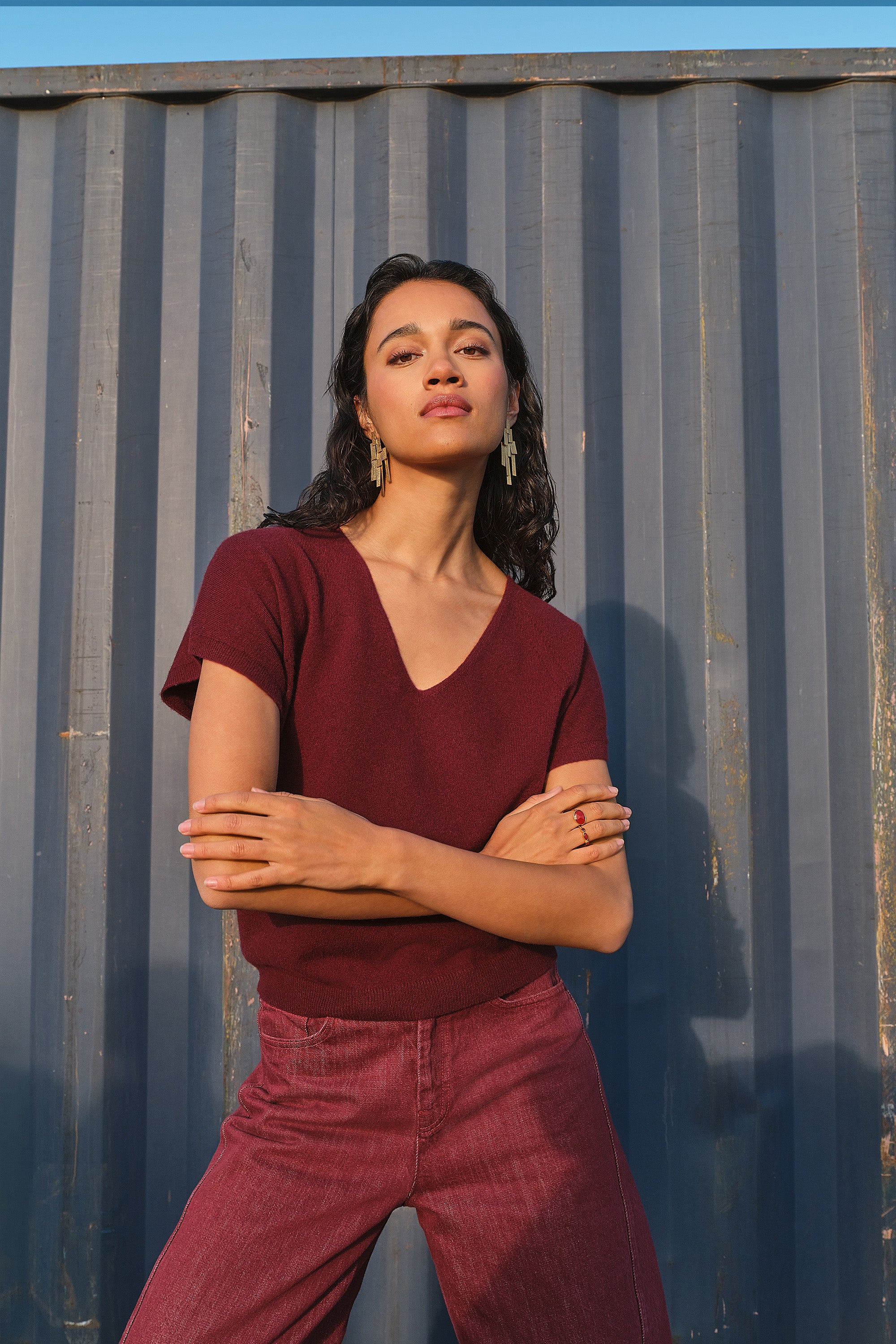 sil v-neck pullover | wine