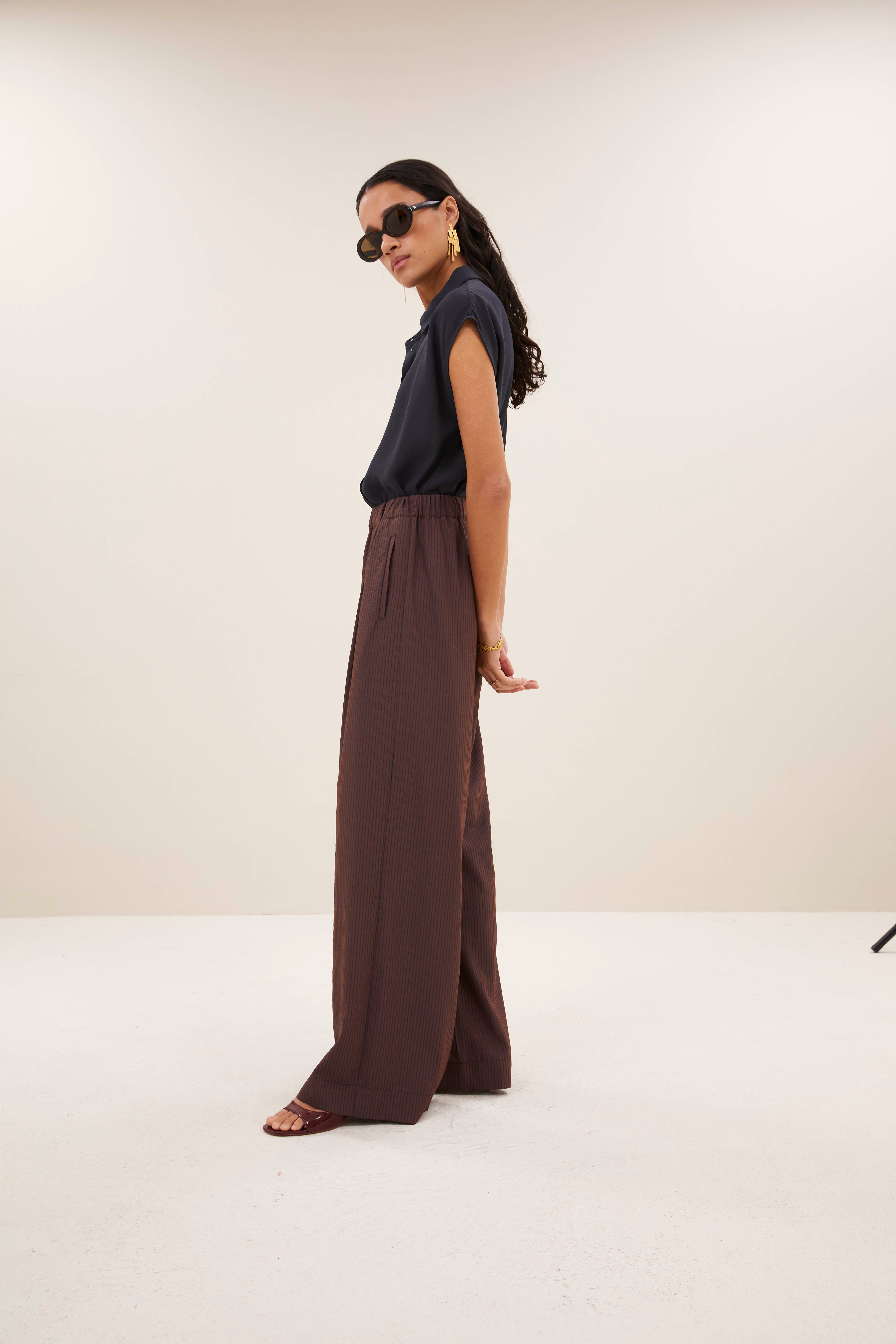 pants-celin tan stripe pants tanning stripe-by-bar-sfeerbeeld