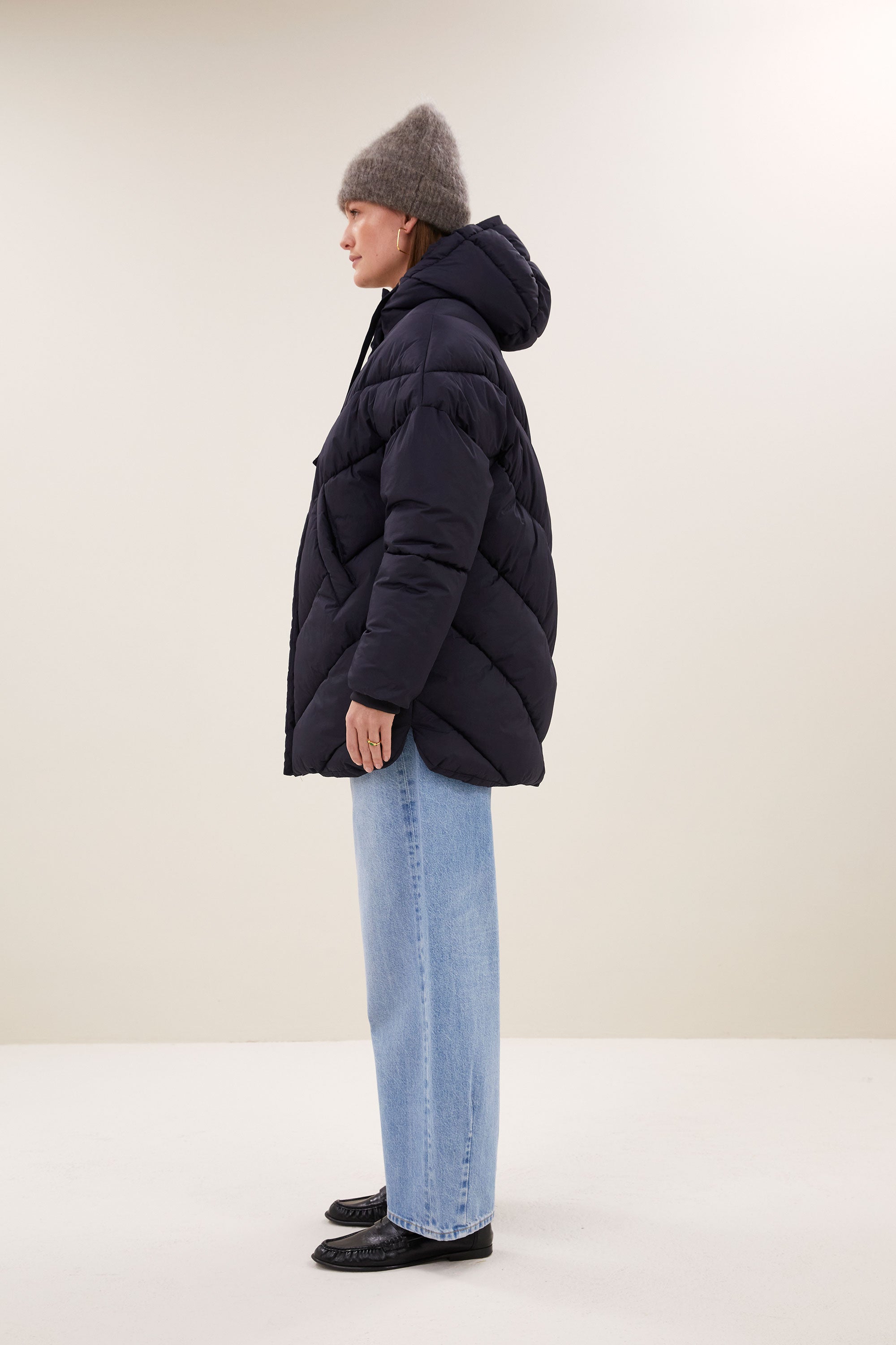 franky-jacket-midnight-all-time classic-gemaakt door weefspecialist-rits- en knoopsluiting-by-bar-vooraanzicht