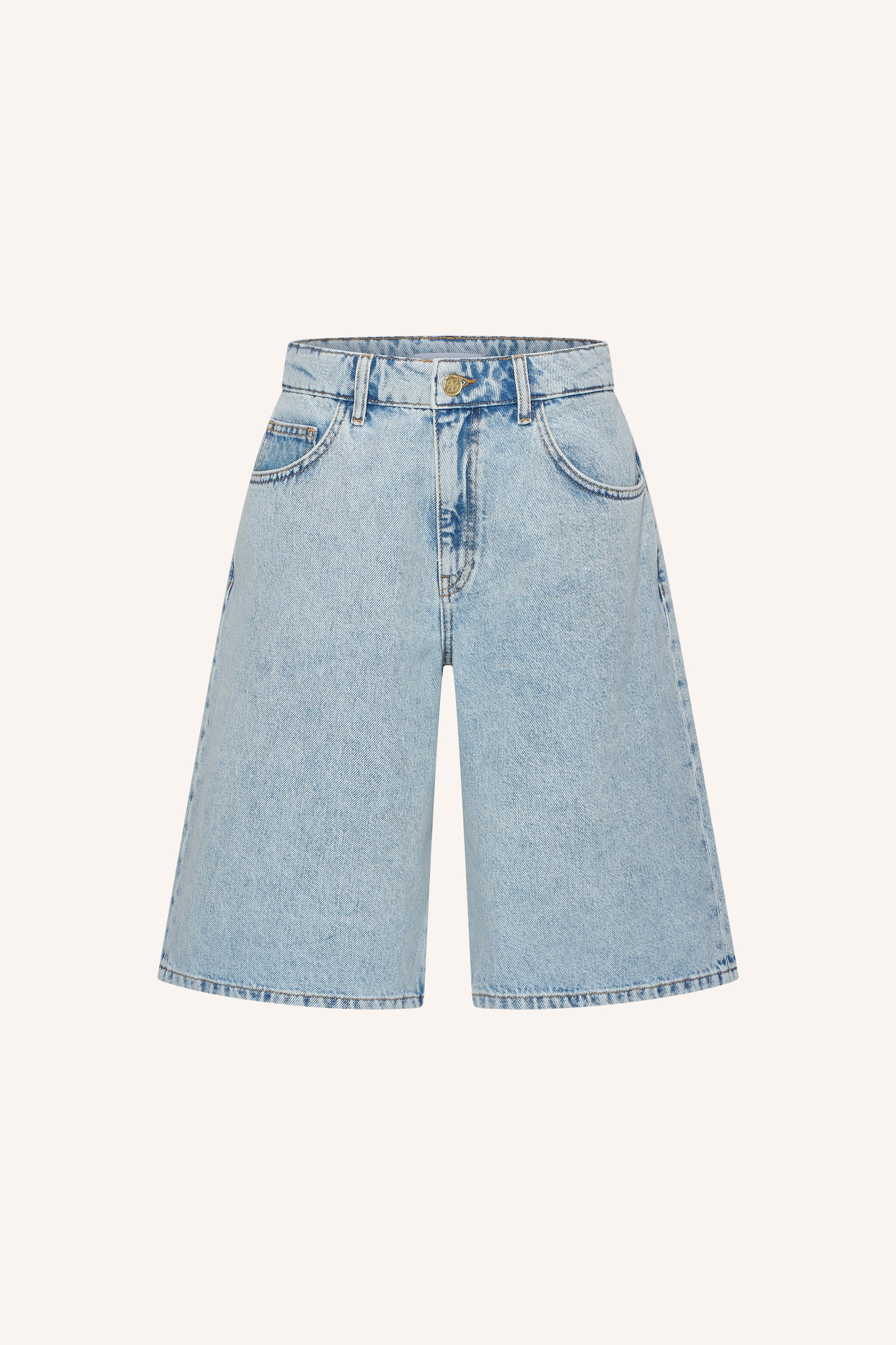 soho-denim-shorts-light-denim-wijduitlopende pasvorm-biologisch katoen-rits- en knoopsluiting-by-bar-productfoto