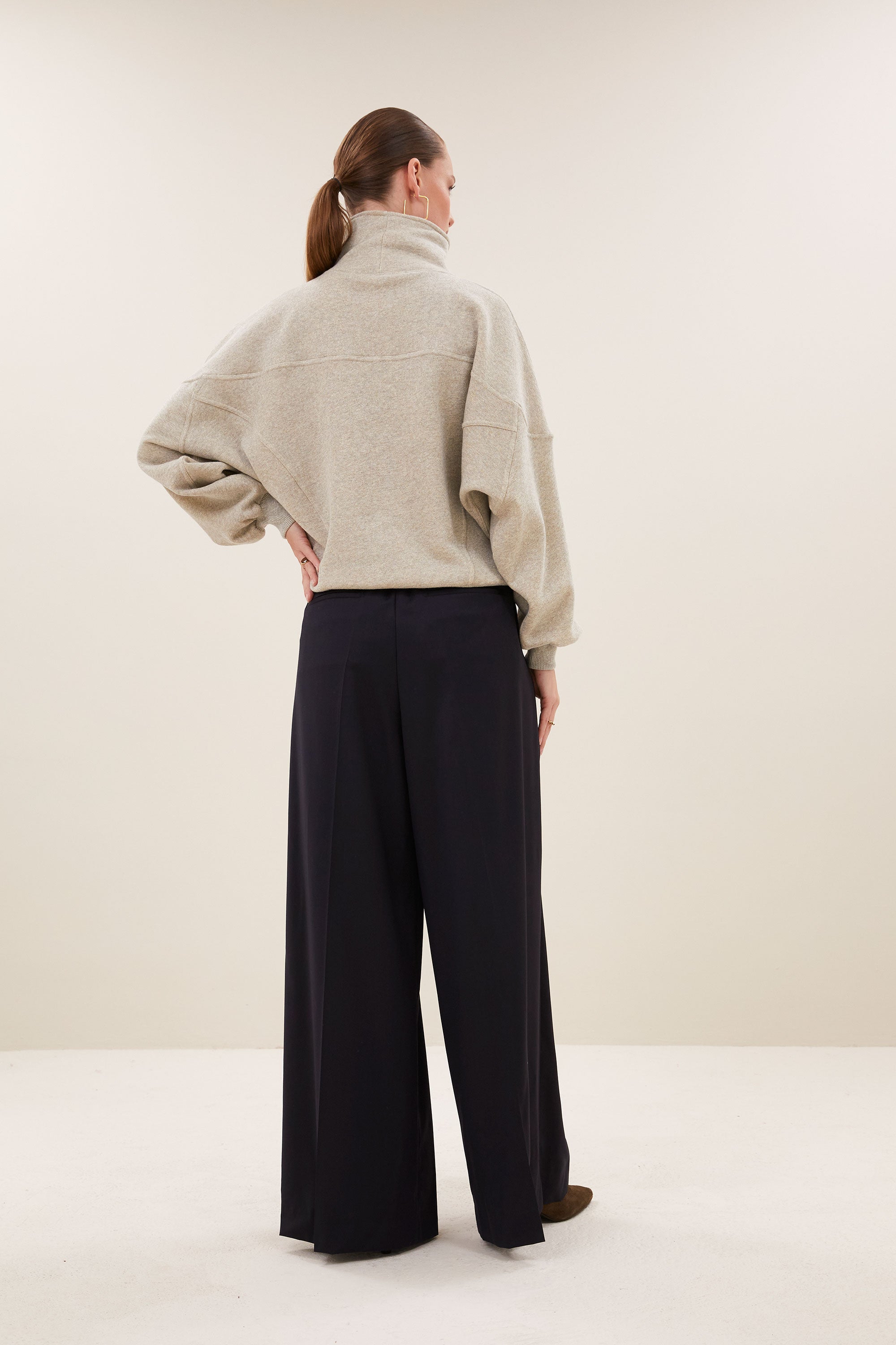 roos sparkle sweater | gold