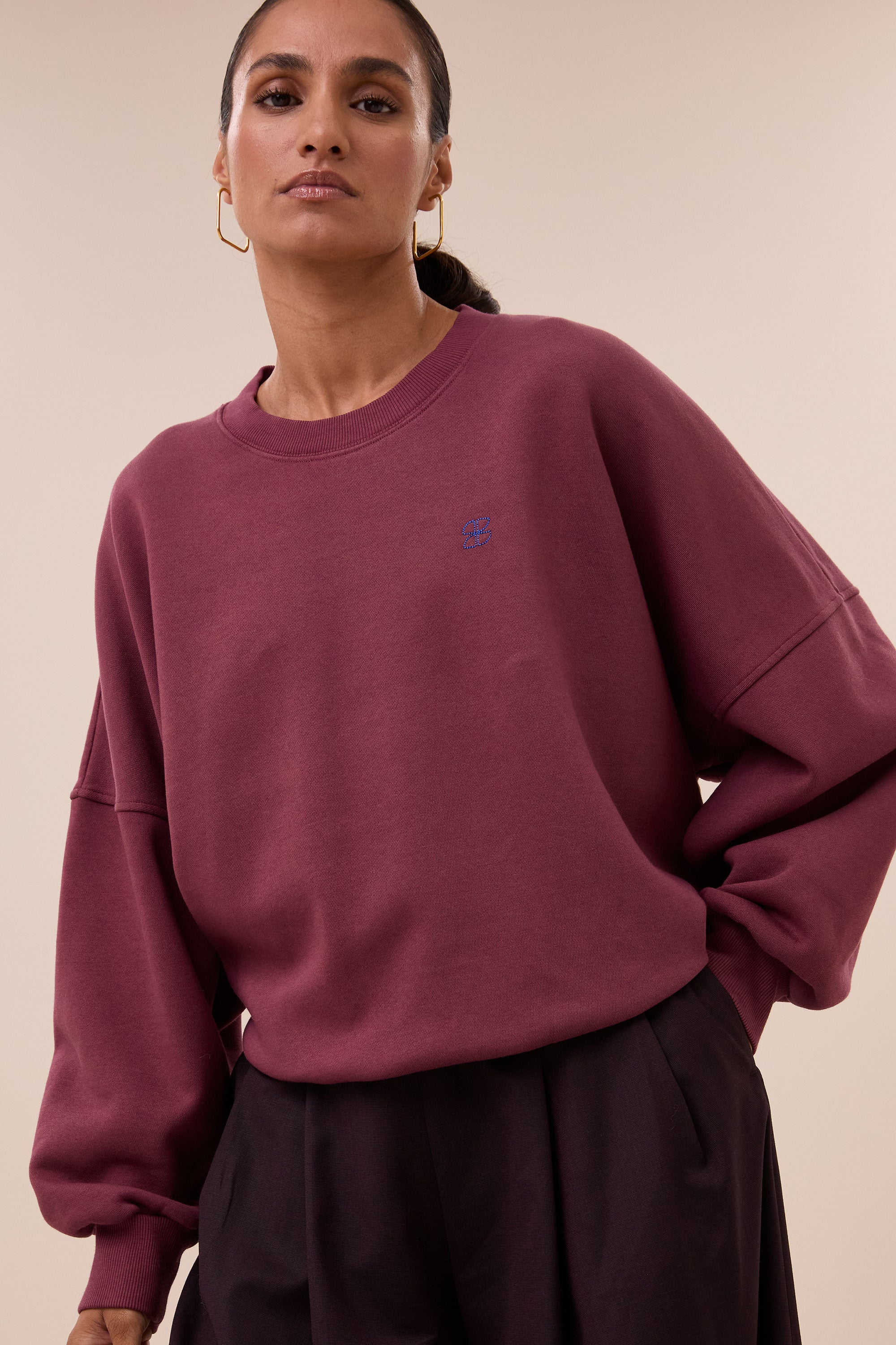 malyn logo sweater | burgundy crush