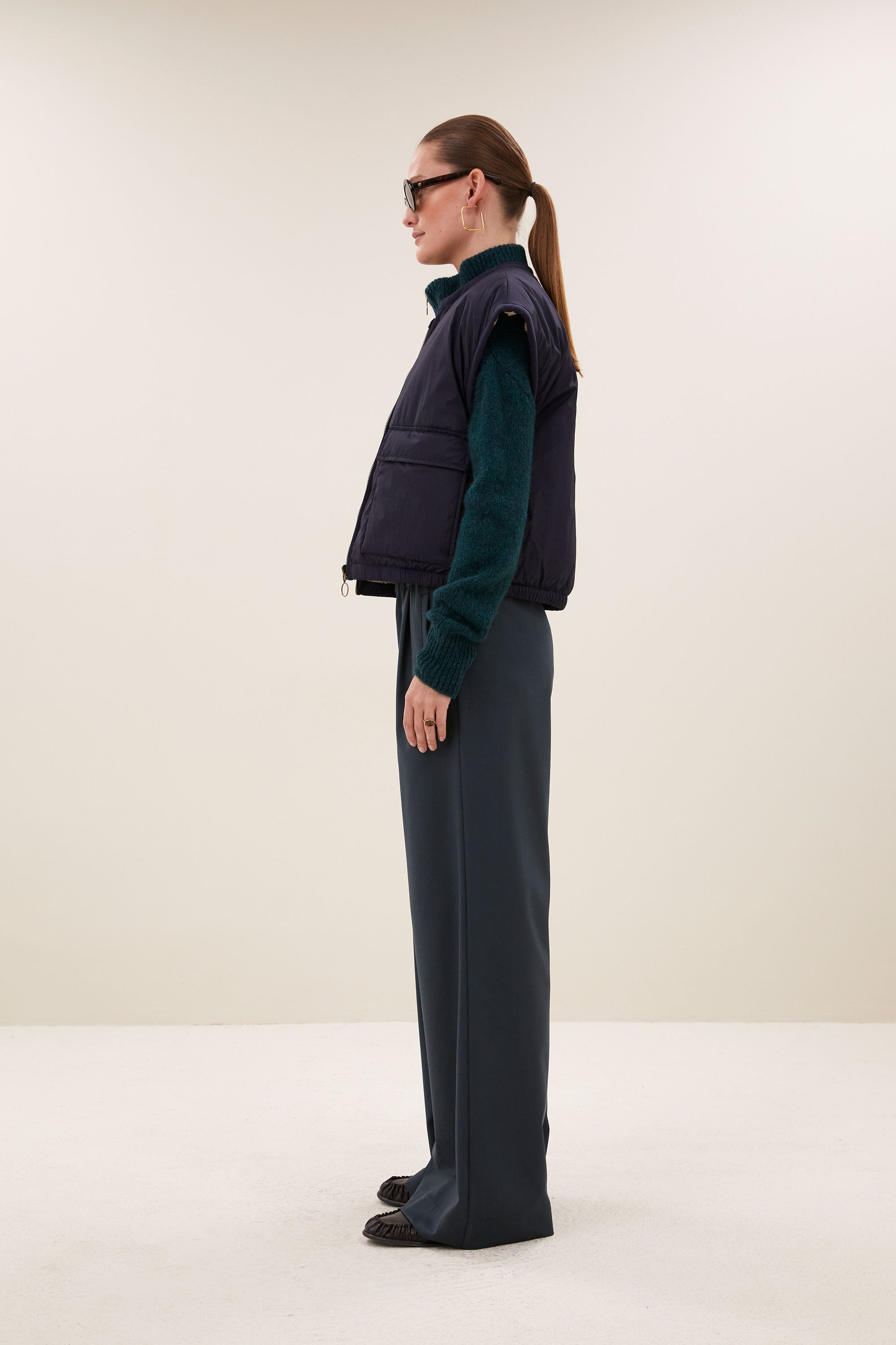 gio sleeveless jacket | midnight