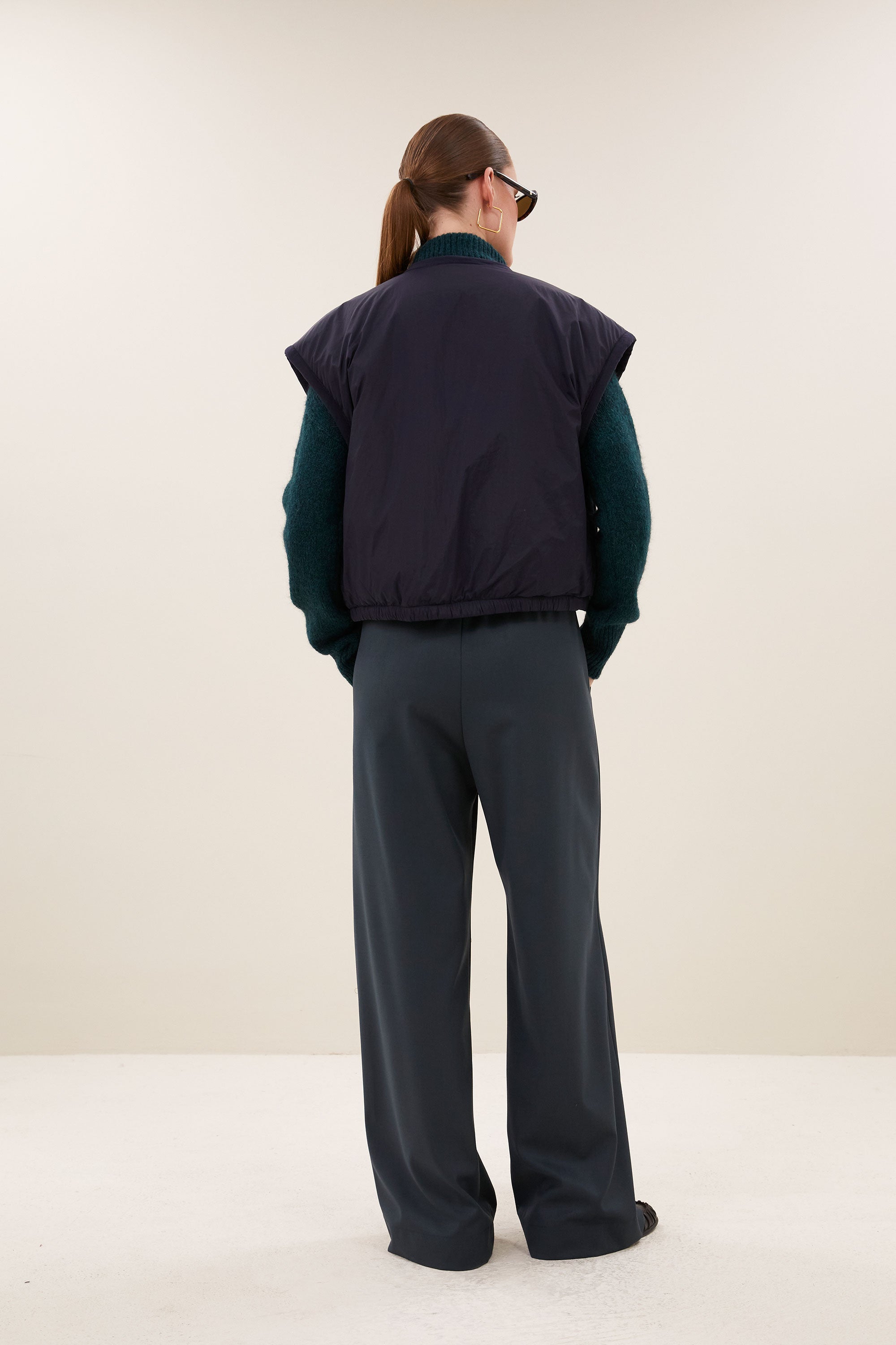 gio sleeveless jacket | midnight