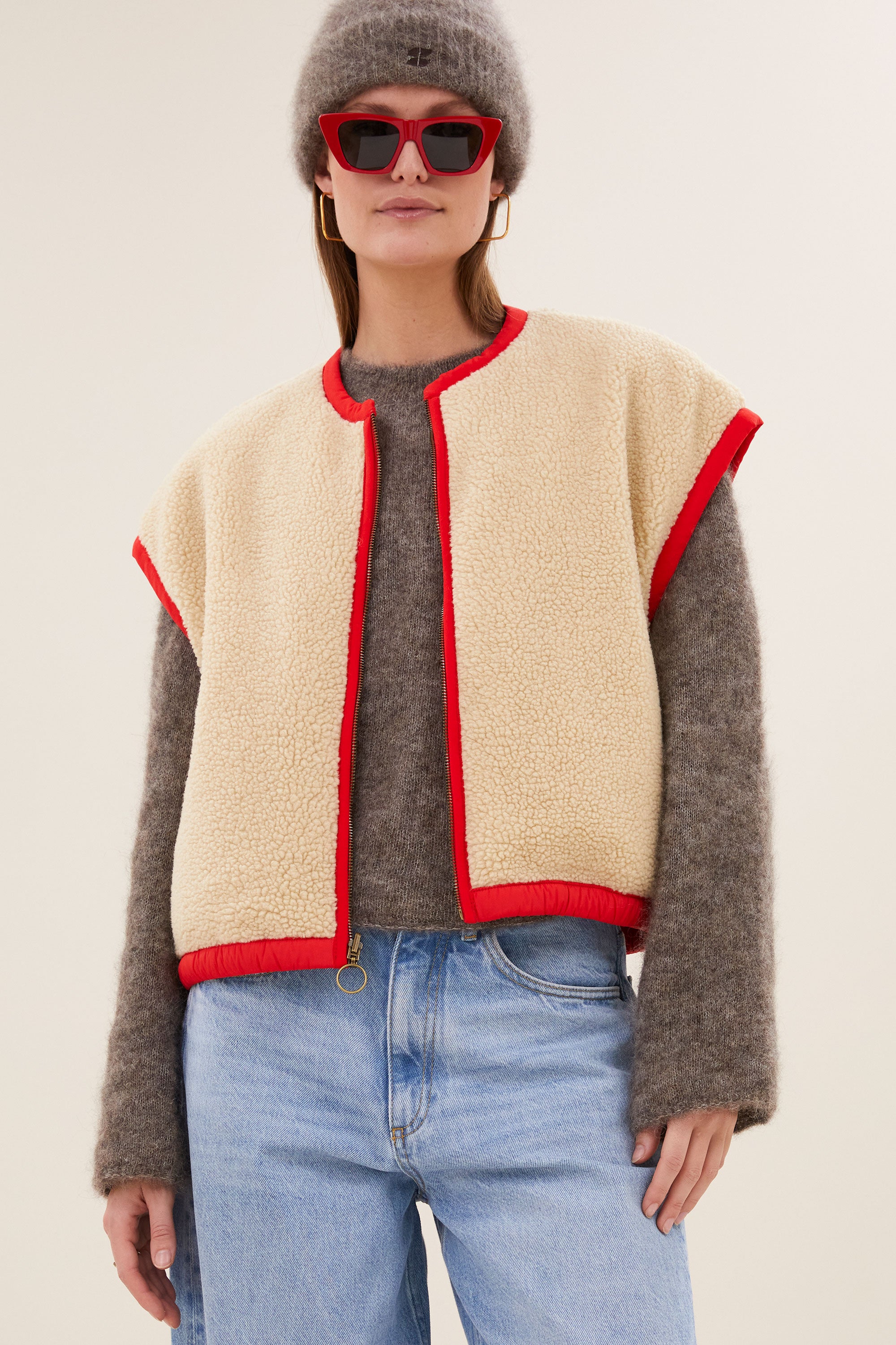 gio sleeveless jacket | poppy red