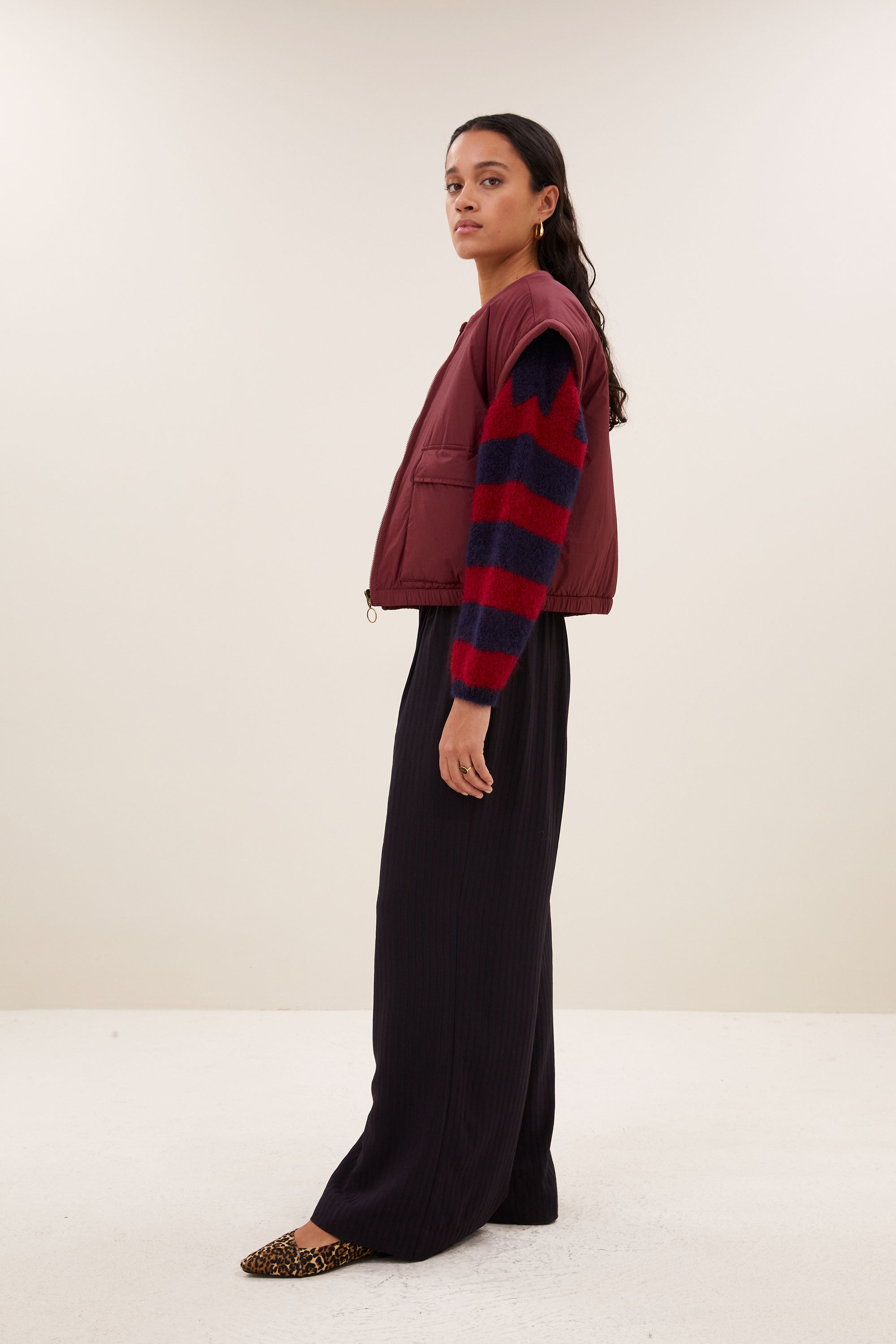 gio sleeveless jacket | wine