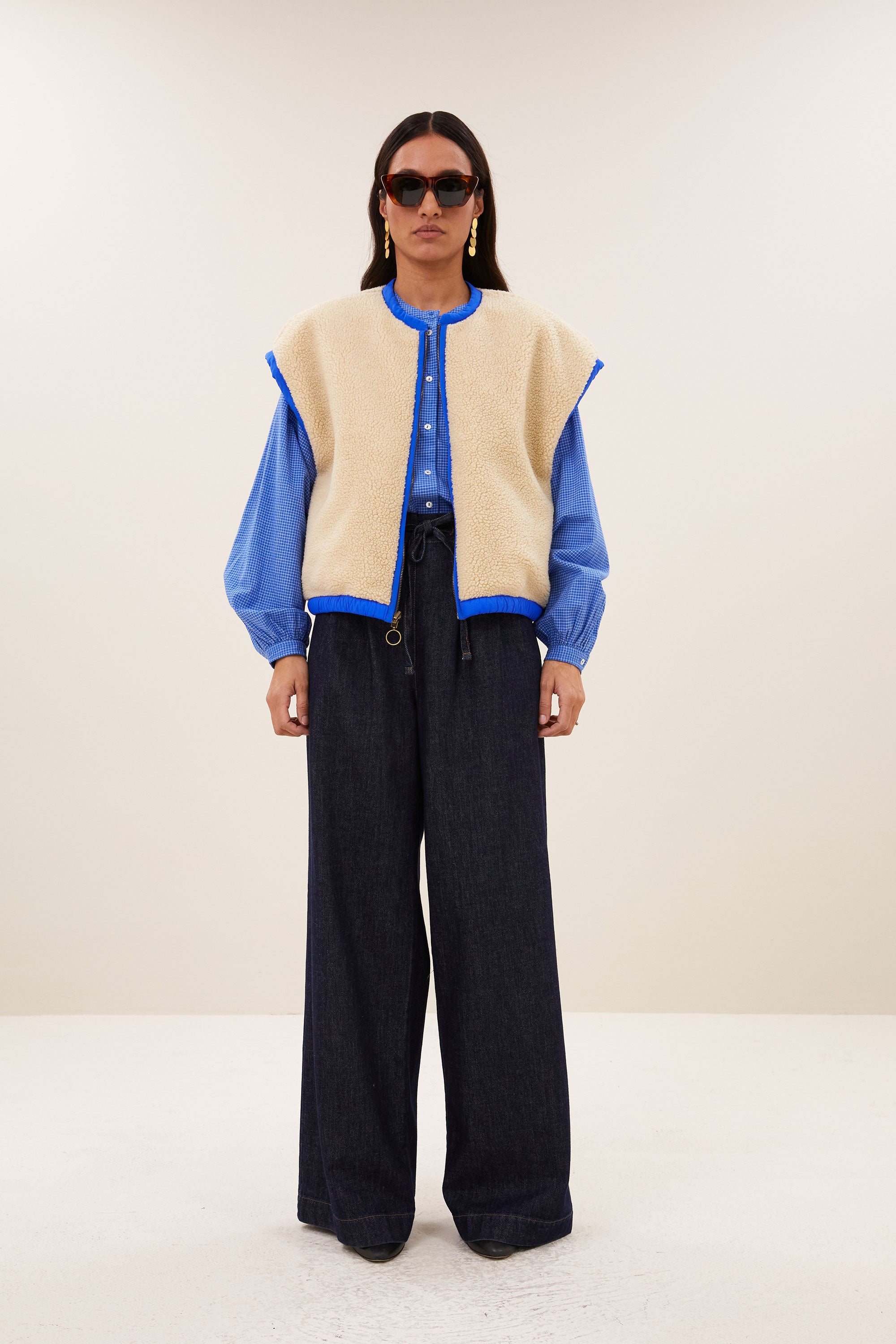gio sleeveless jacket | kingsblue