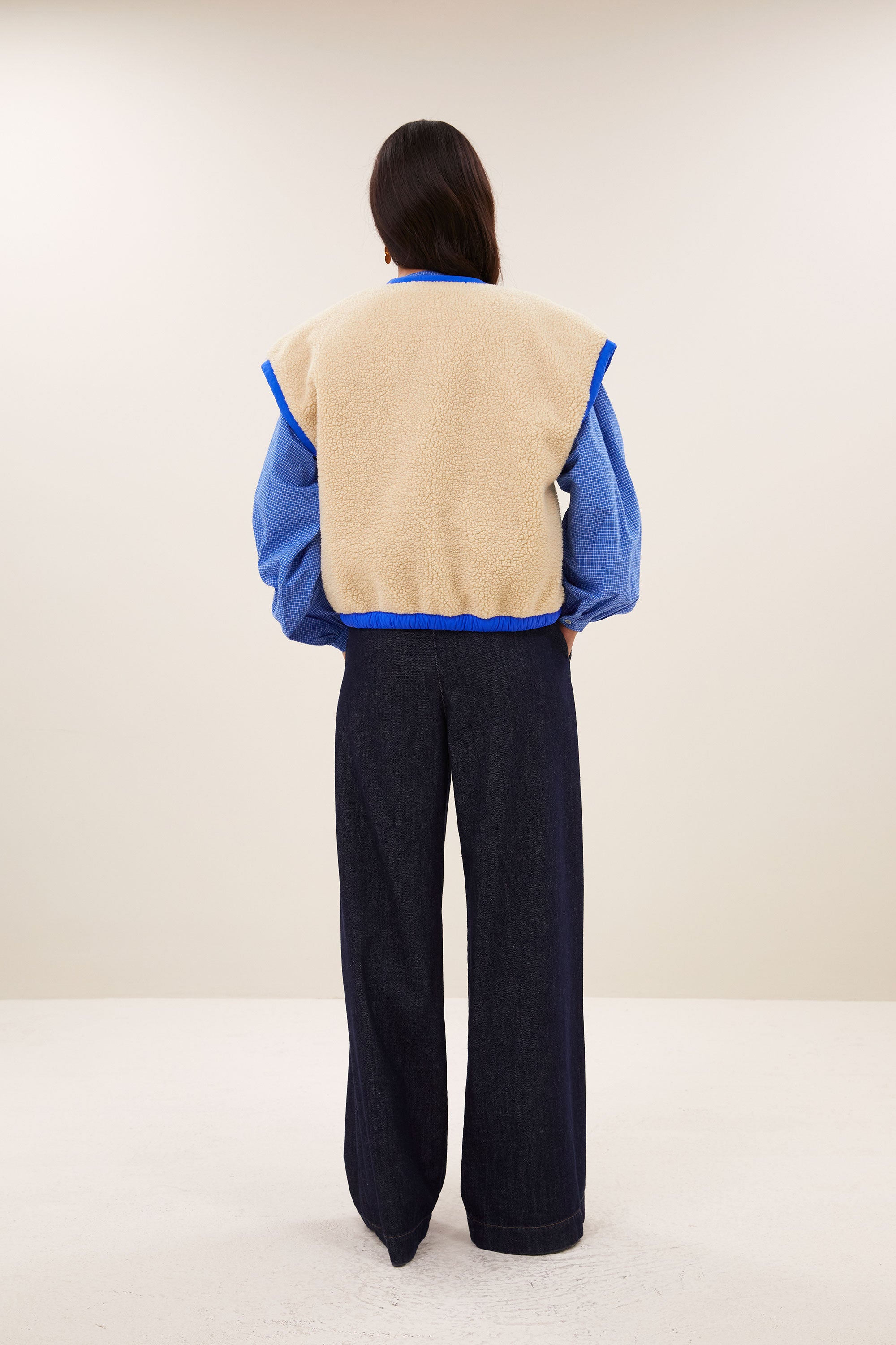 gio sleeveless jacket | kingsblue