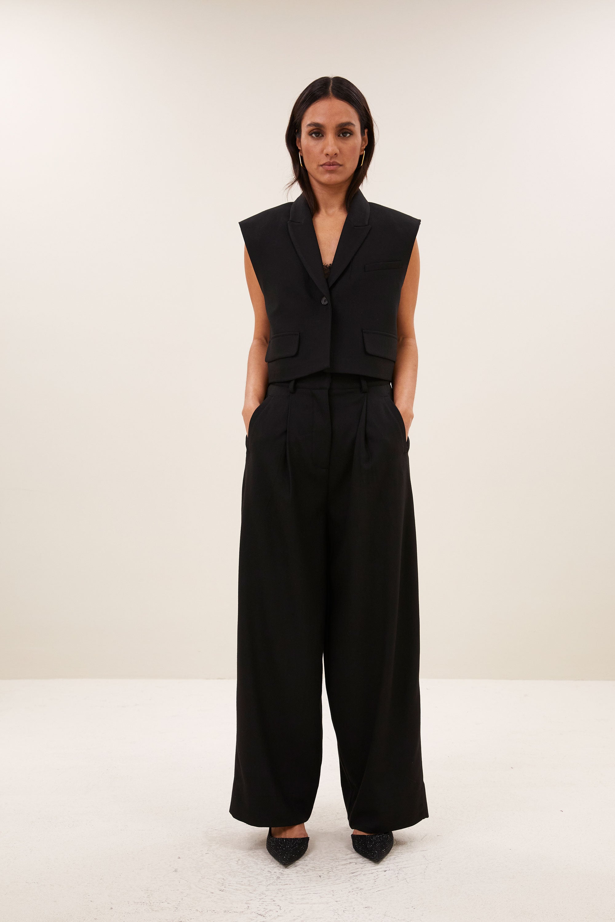 bobi herringbone gilet | black