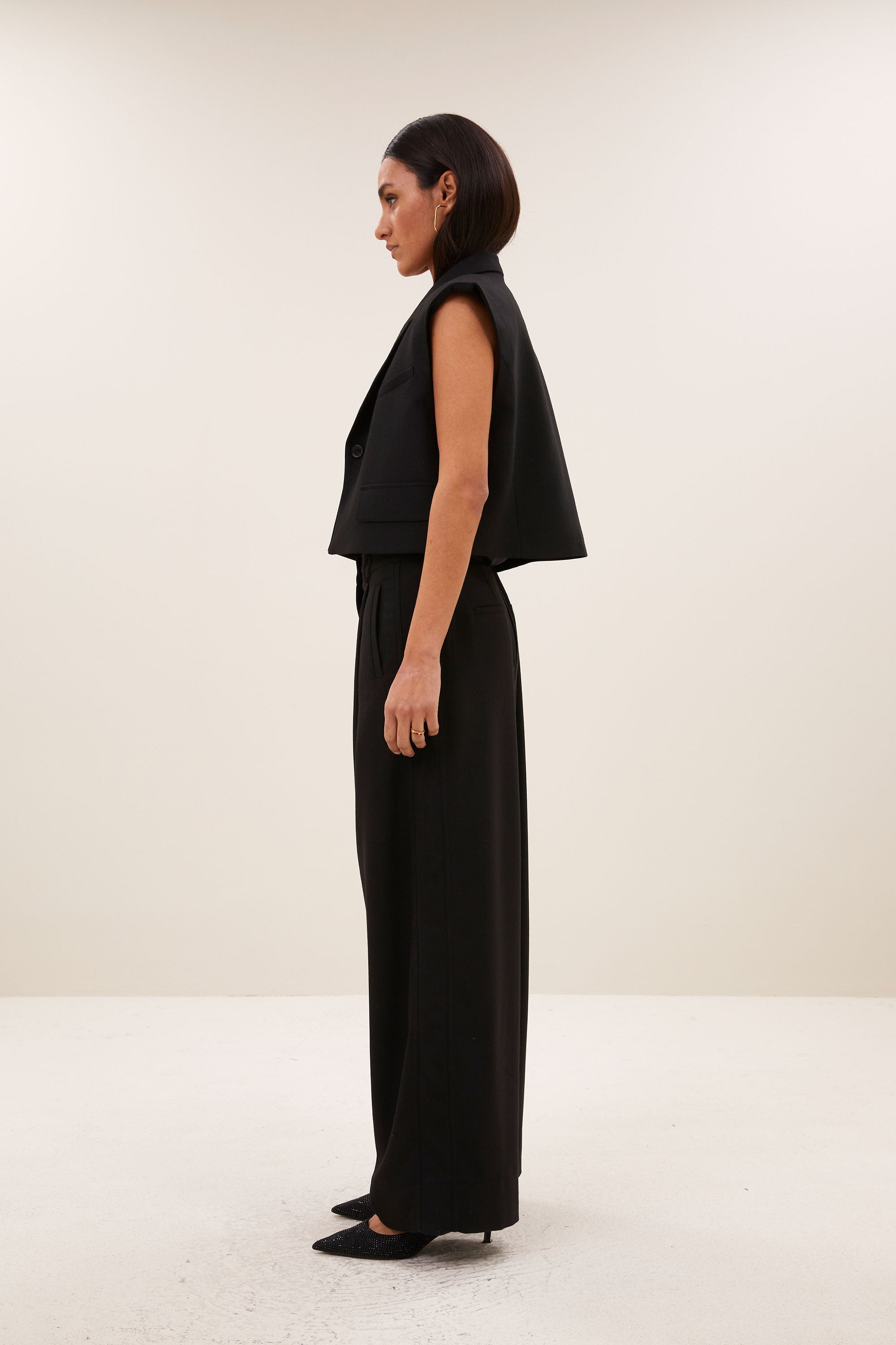 bobi herringbone gilet | black