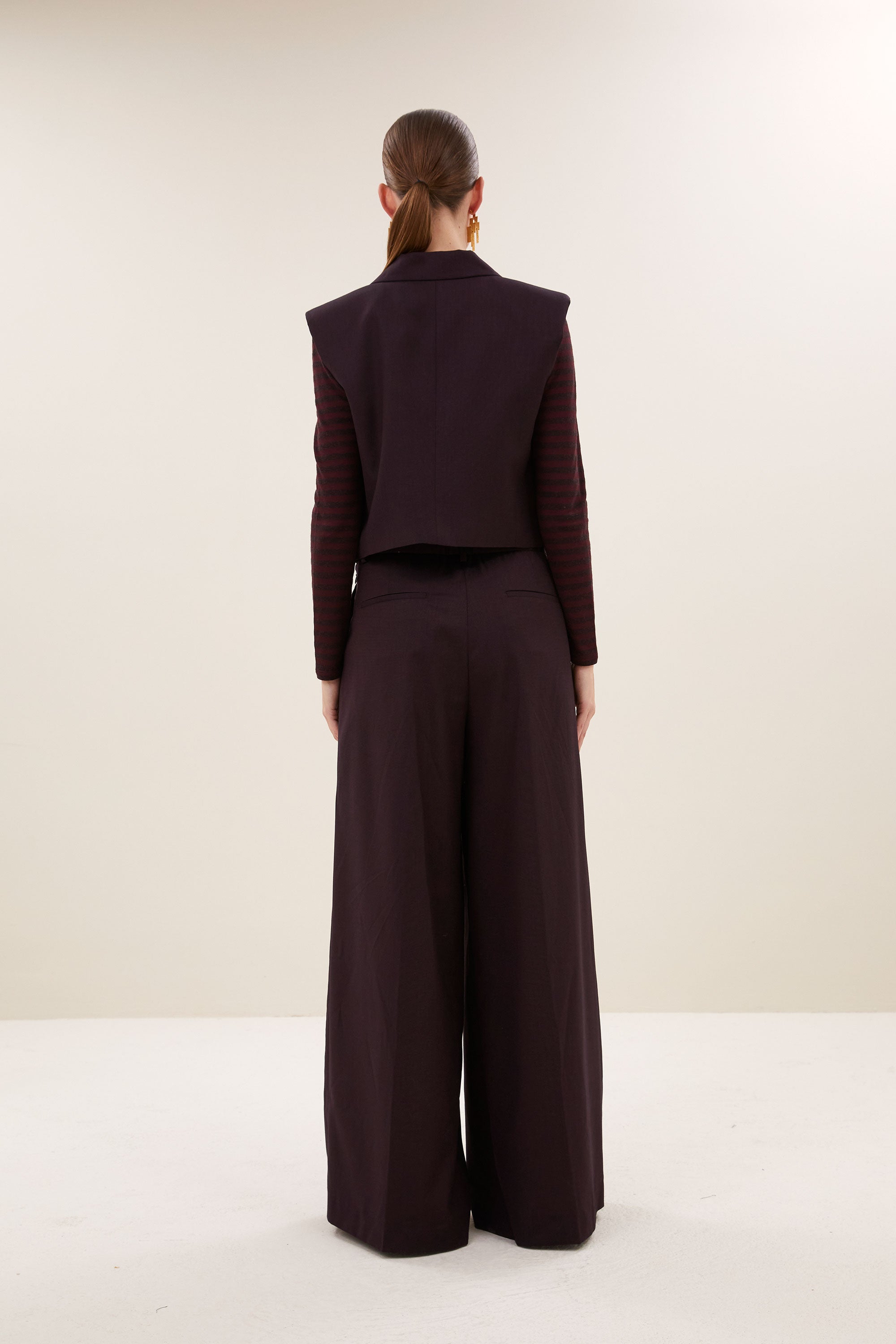 bobi gilet | dark wine