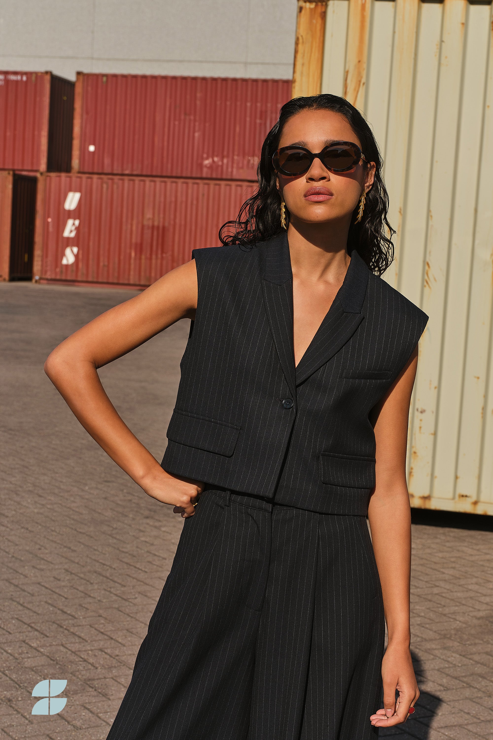 bobi pinstripe gilet | midnight