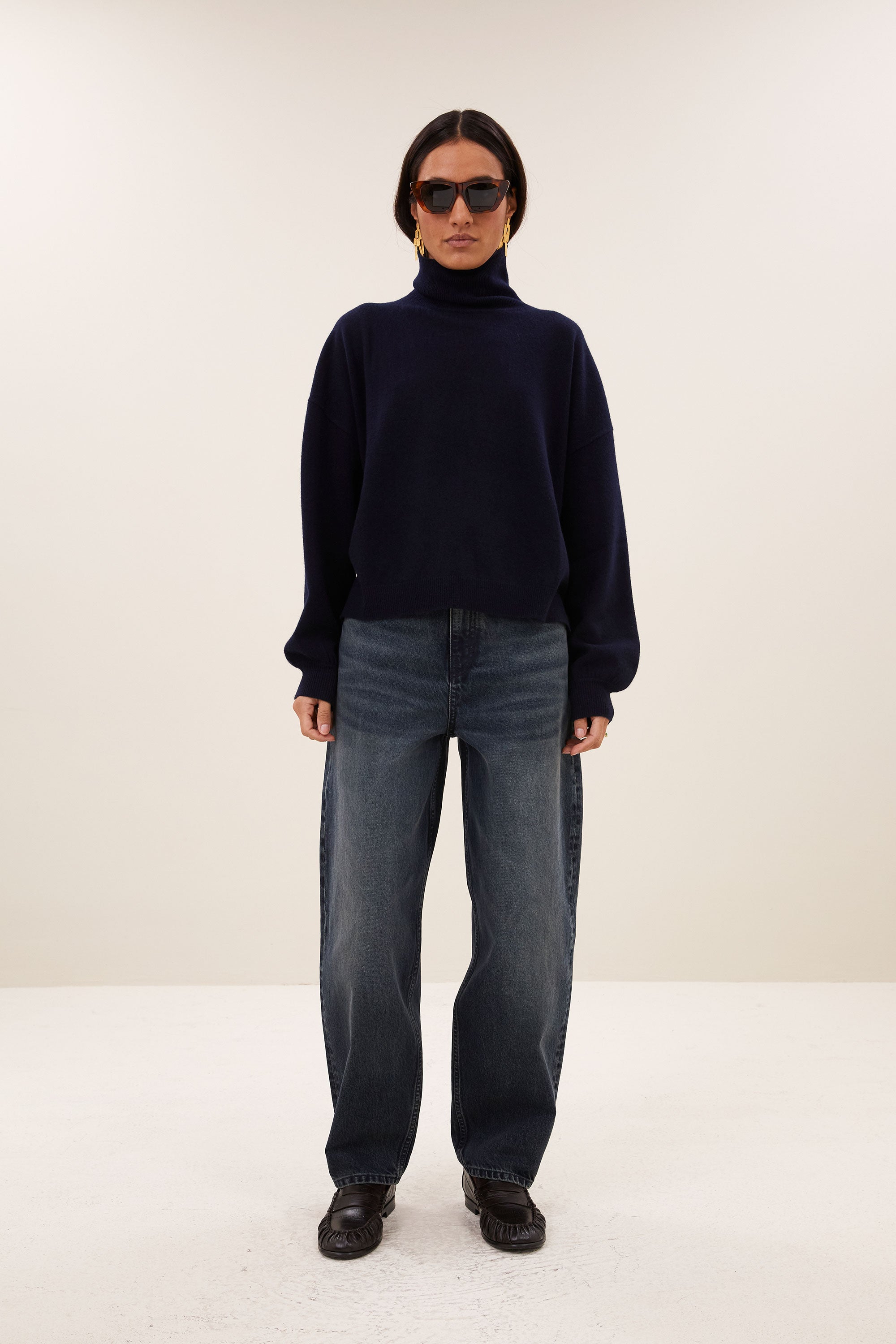 baloe-oil-jeans-vintage-oil-blue-all-time classic-losvallende pasvorm-biologisch katoen-by-bar-aanvullende-foto