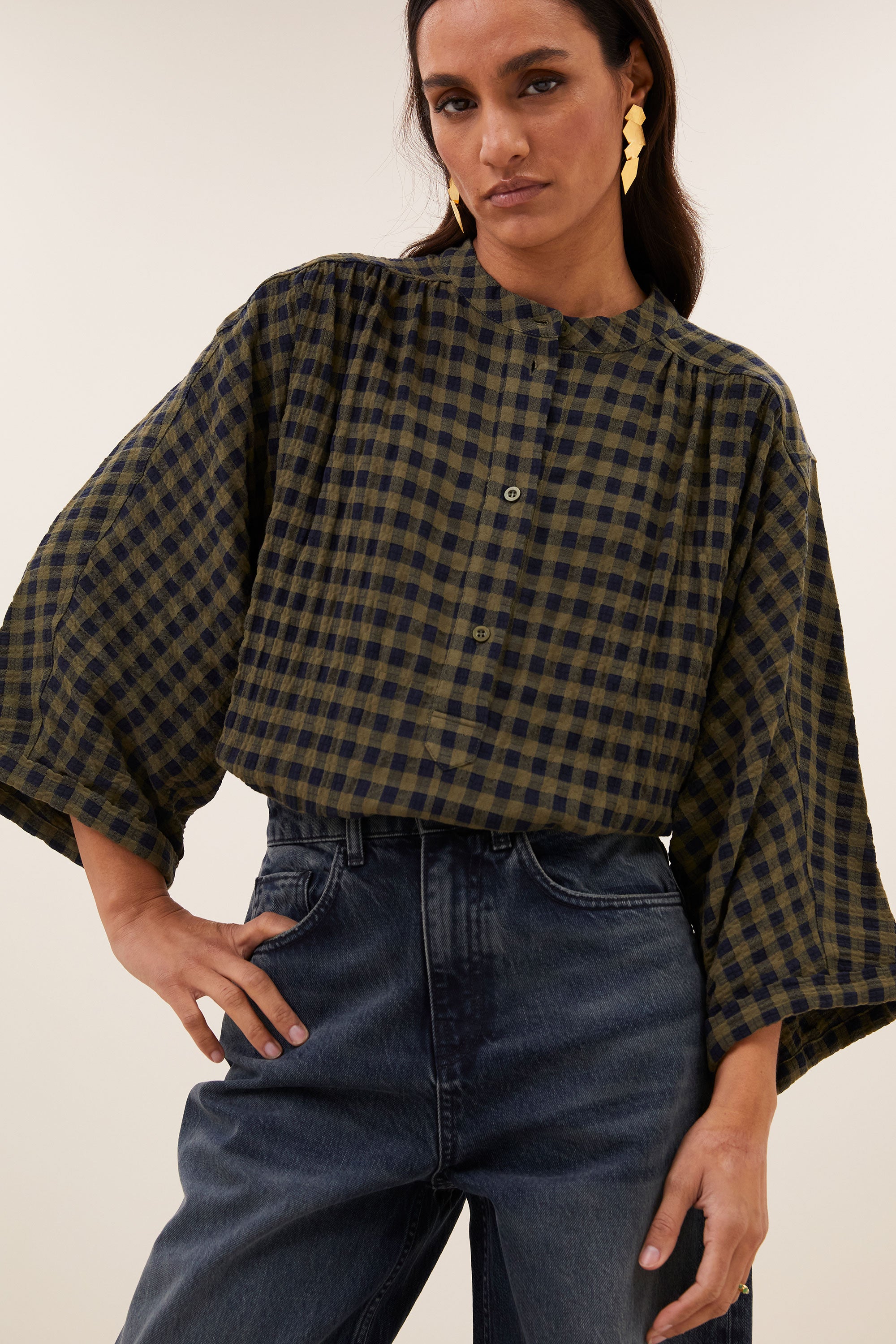 baloe-oil-jeans-vintage-oil-blue-all-time classic-losvallende pasvorm-biologisch katoen-by-bar-detail