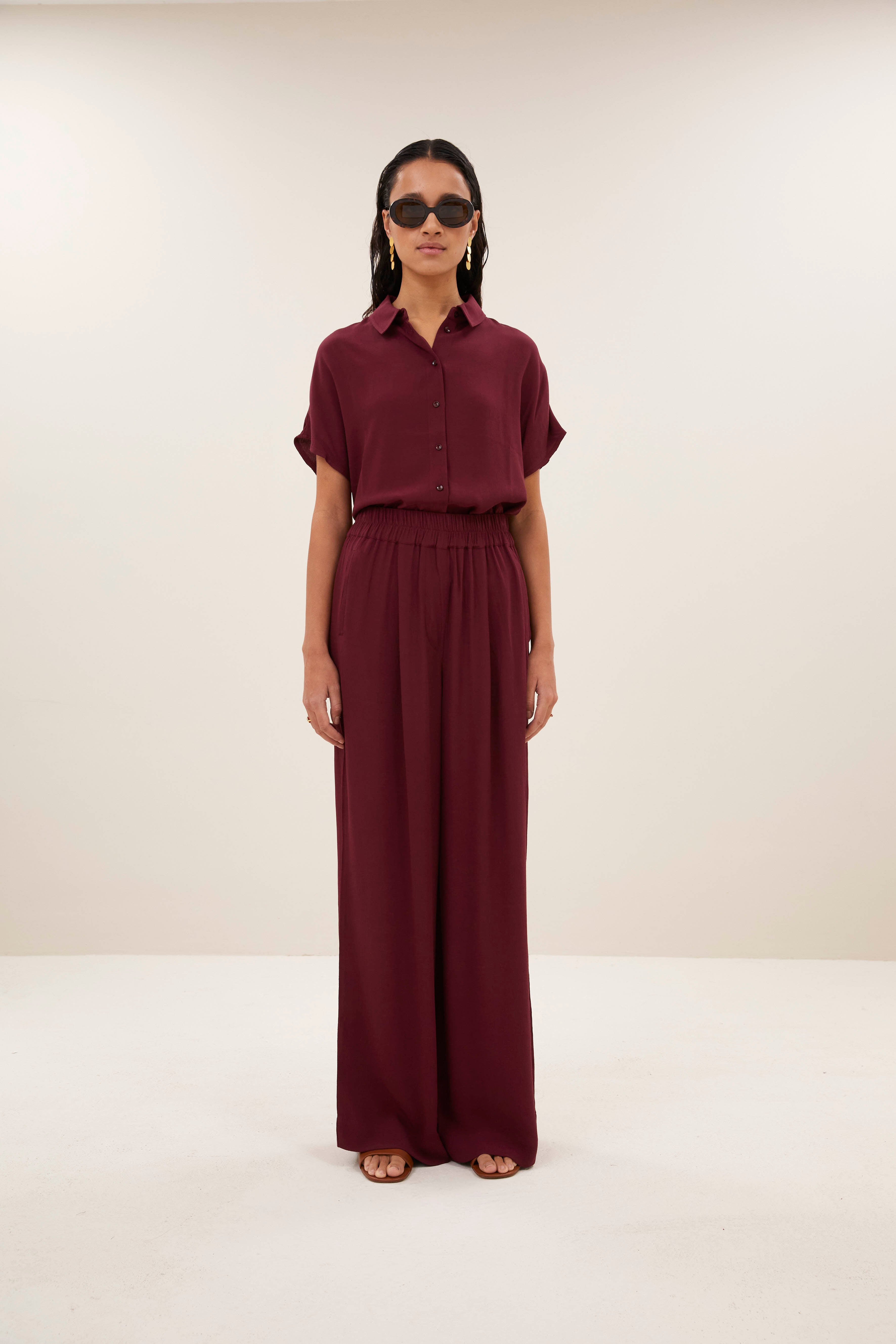 pants-benji viscose pants wine-by-bar-sfeerbeeld
