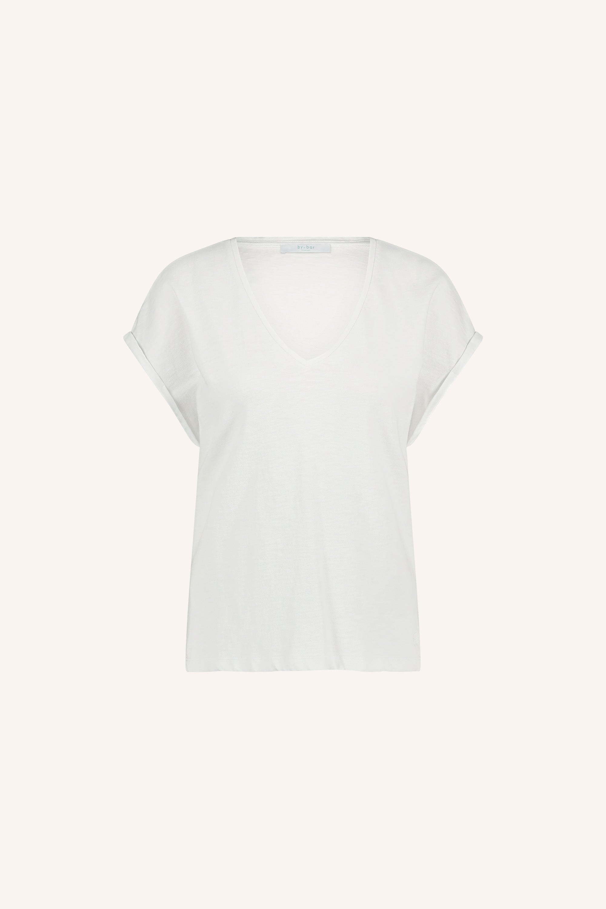 momi logo top | bright white