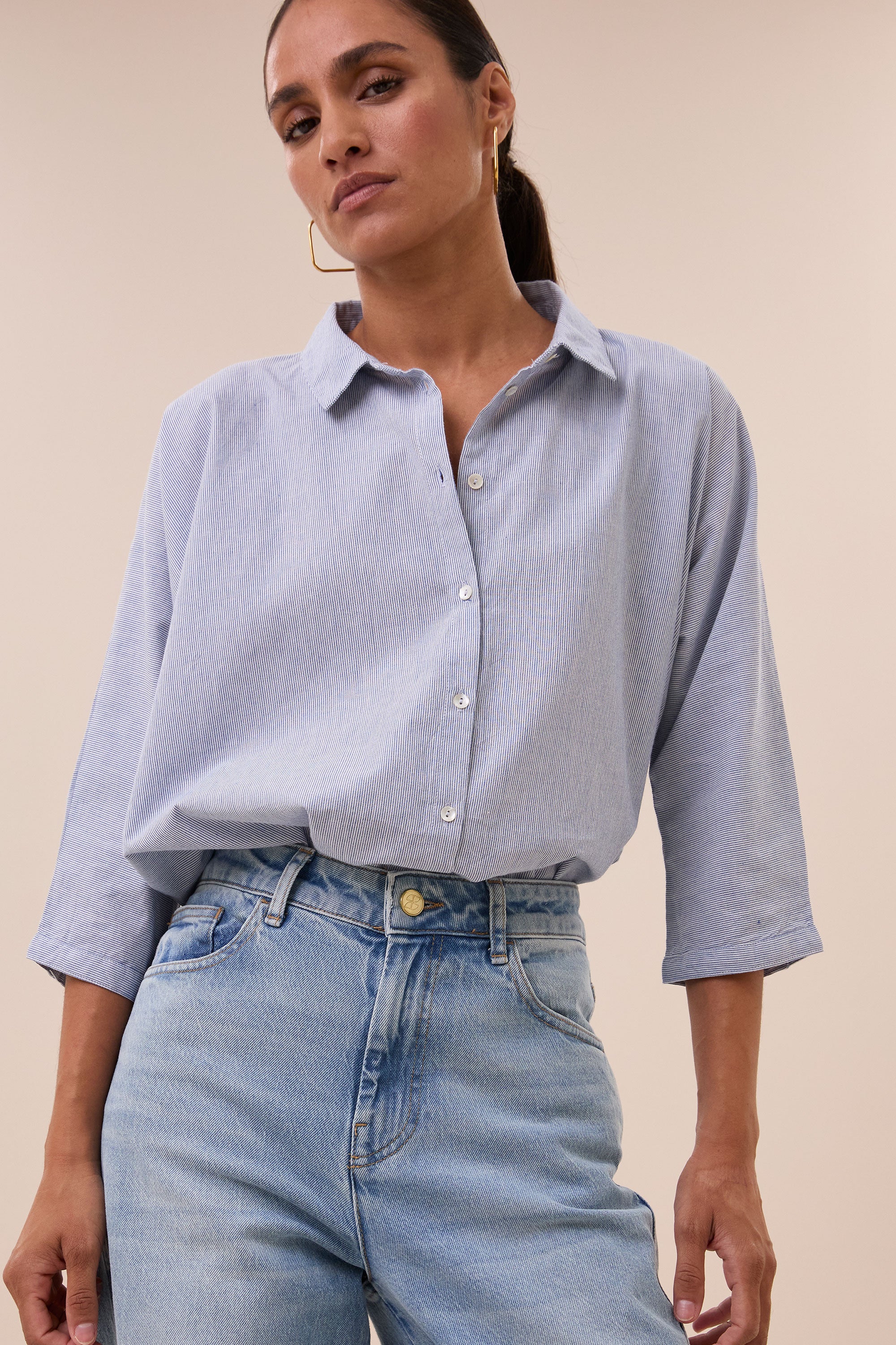 norel pin stripe blouse | indi grey