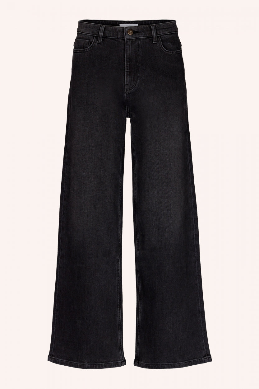 lina pant jet black back image