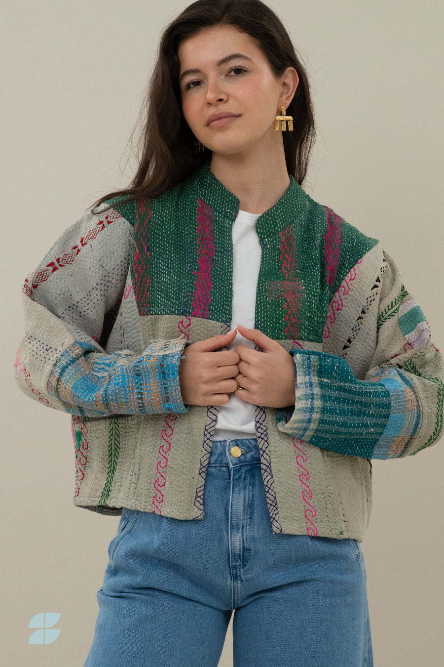 blossom-antic-jacket-delhi-f-1-elk item is uniek-must-have essential-draagbaar aan beide zijden-by-bar-sfeerbeeld