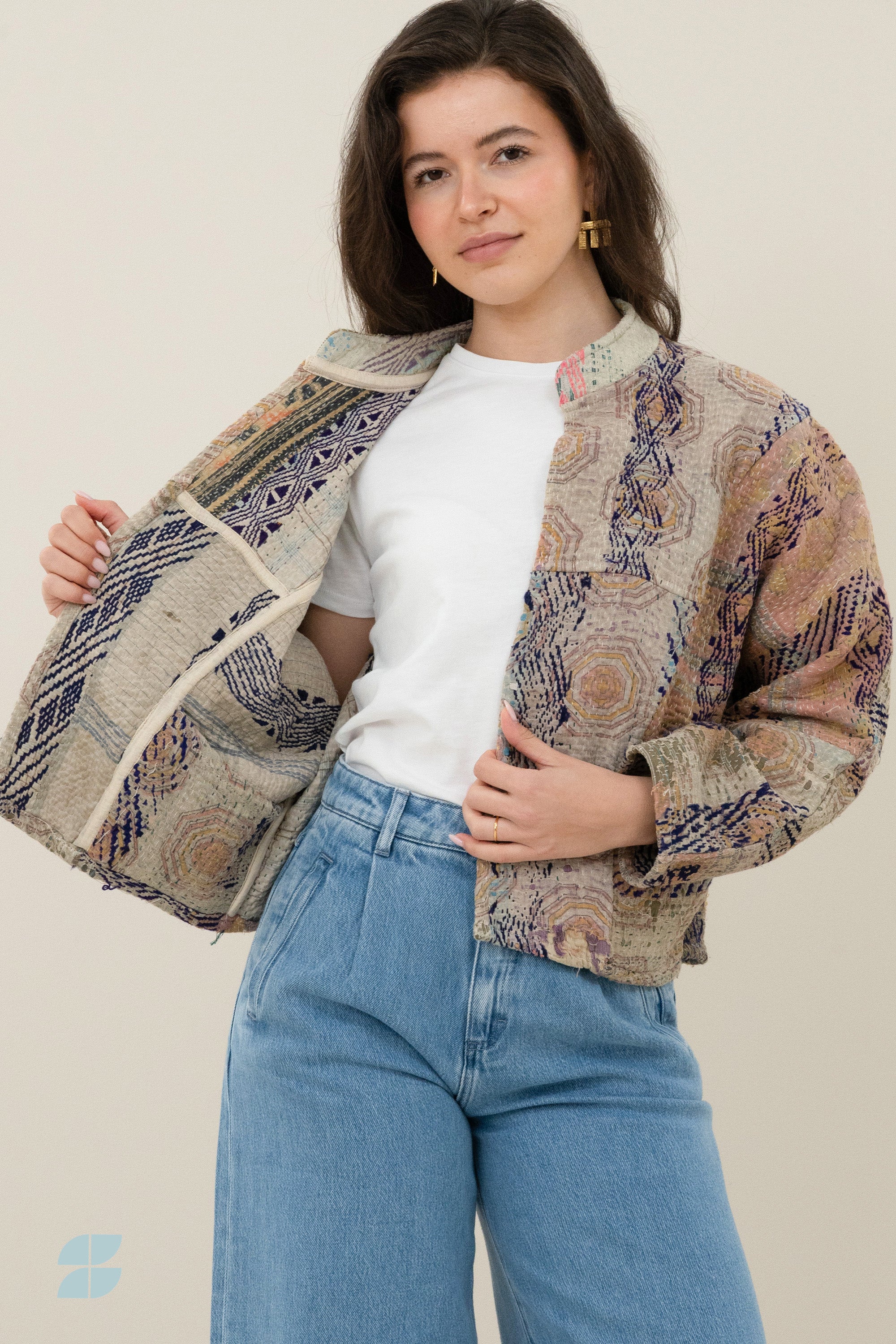 blossom-antic-jacket-nagpur-h-1-elk item is uniek-must-have essential-draagbaar aan beide zijden-by-bar-aanvullende-foto