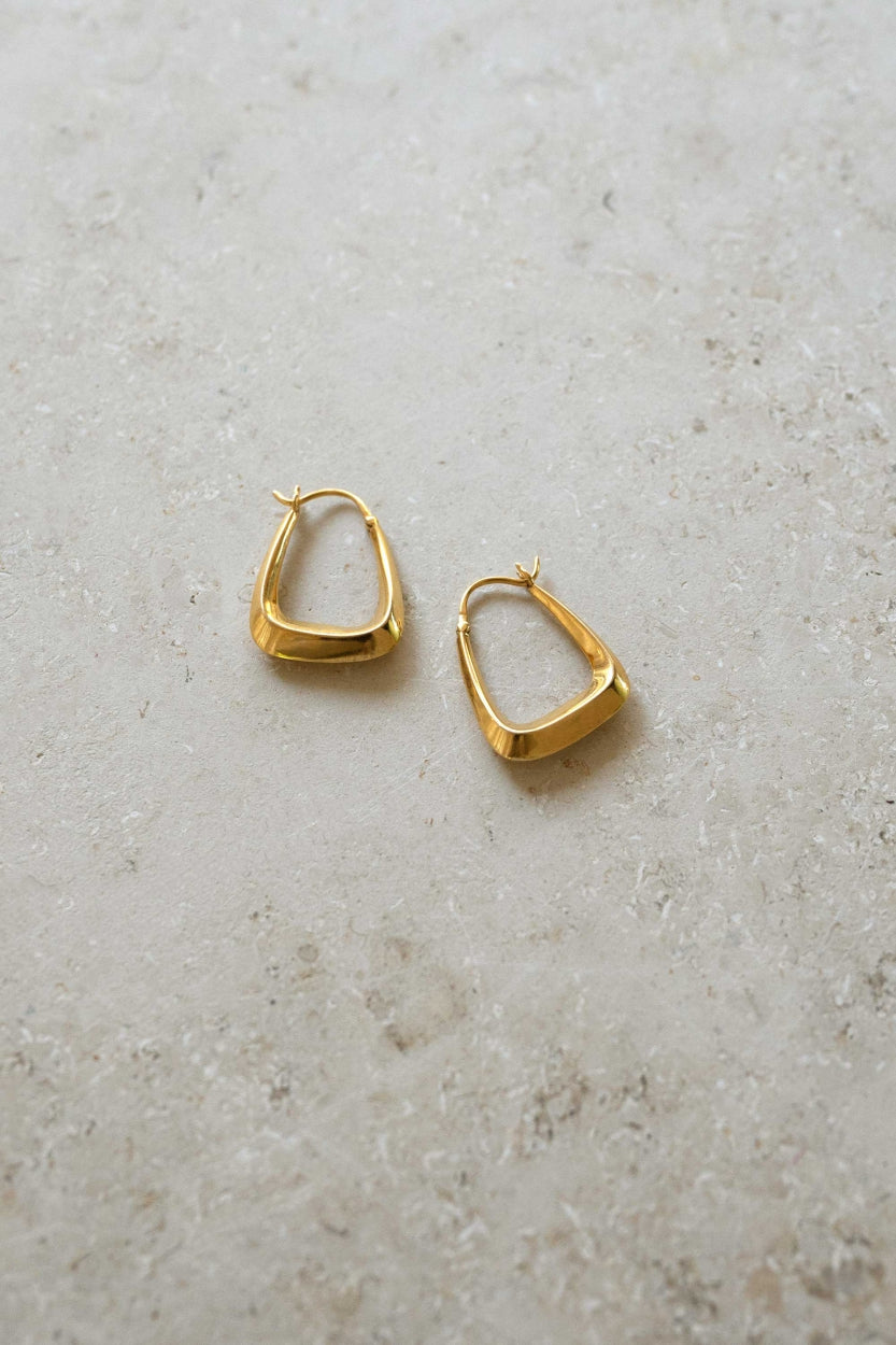 luna earring | gold