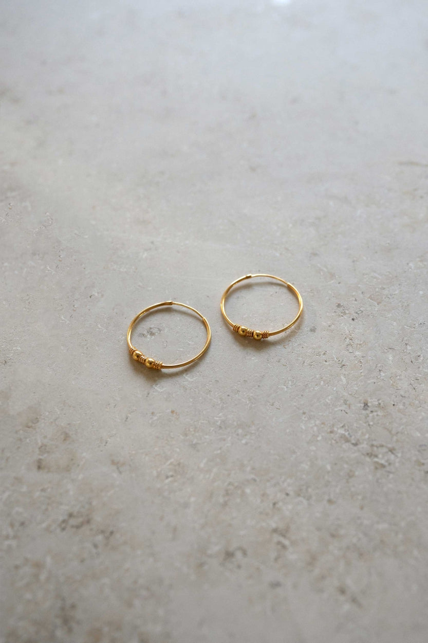 lizzy-earring-gold-gold plated-all-time classic-by-bar-vooraanzicht