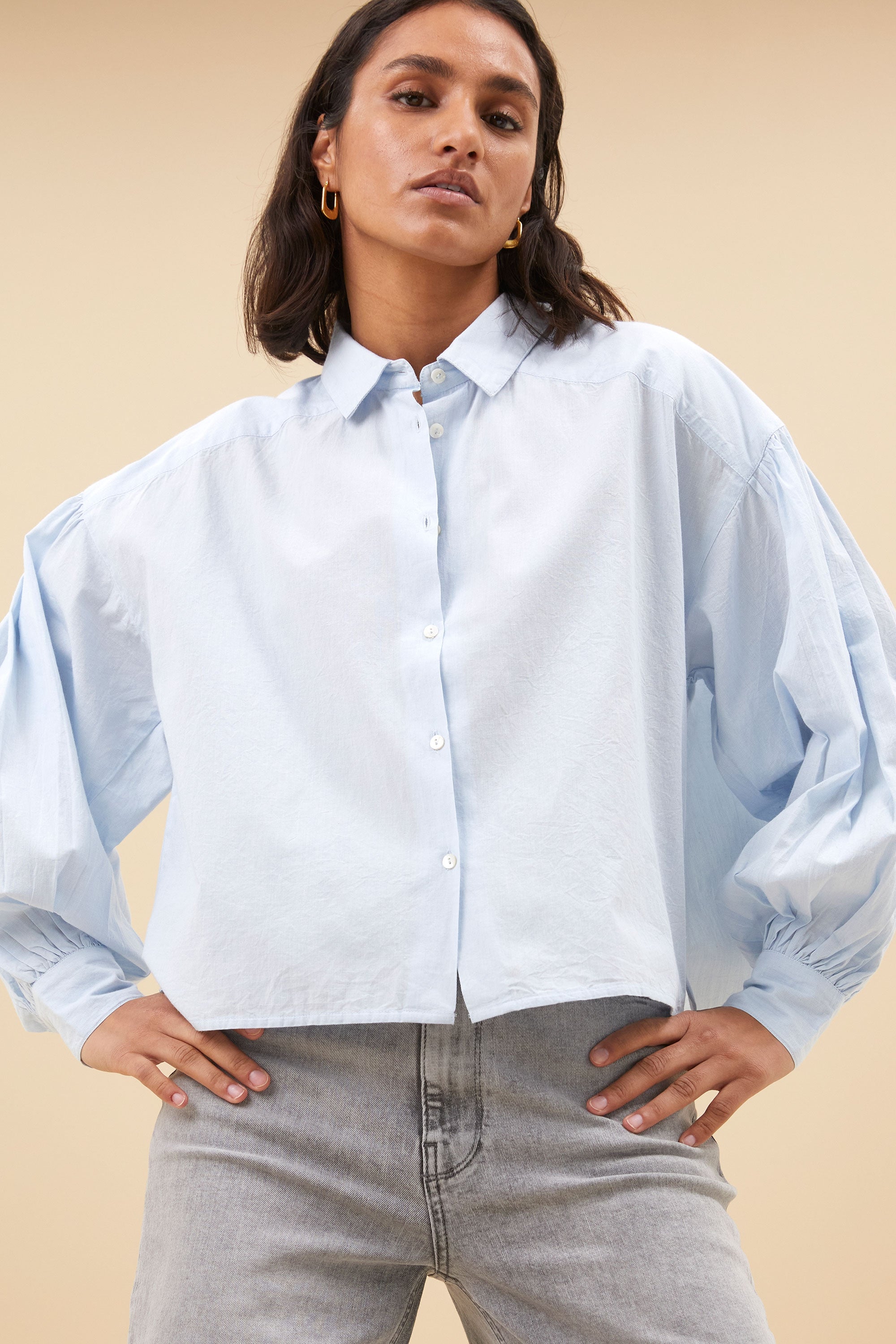 sarah short chambray blouse | light blue