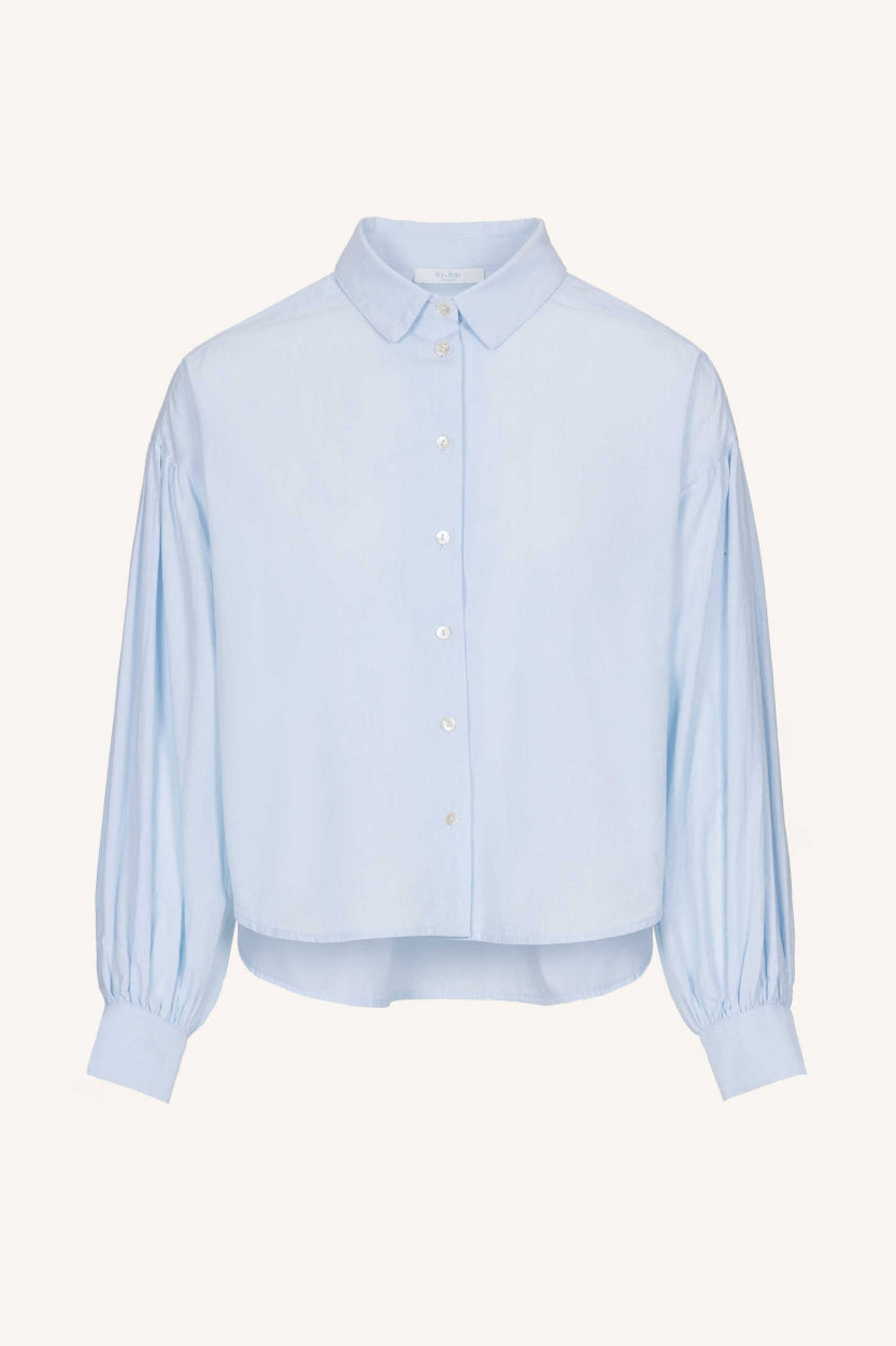 sarah short chambray blouse | light blue