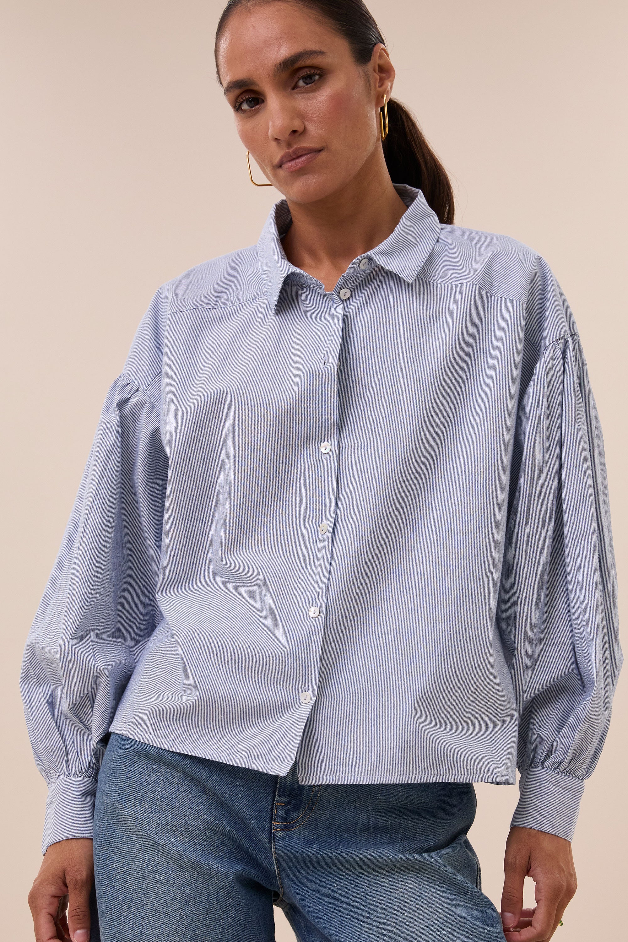 sarah short pin stripe blouse | indi grey