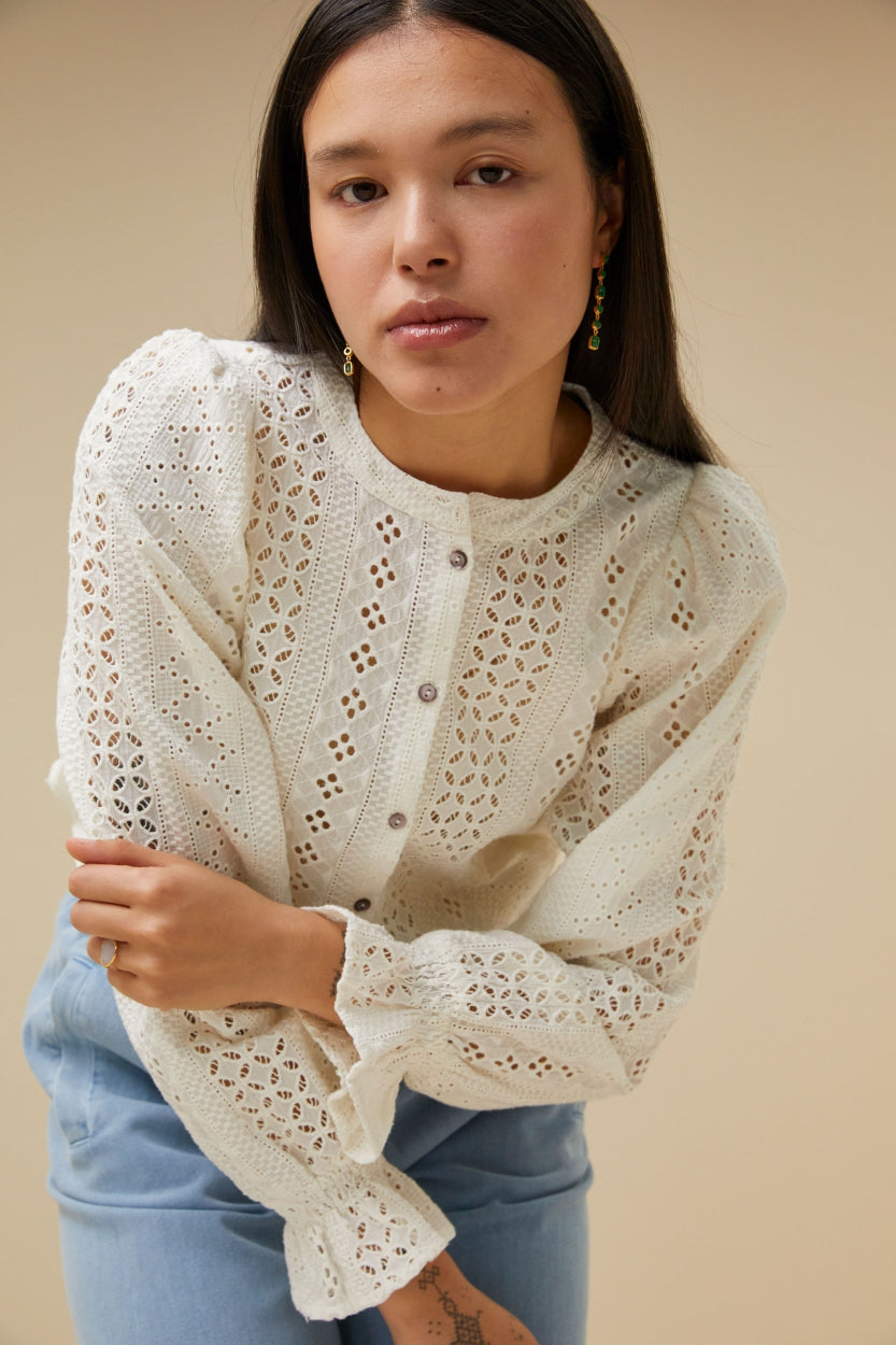 frankie embroidery blouse | off white