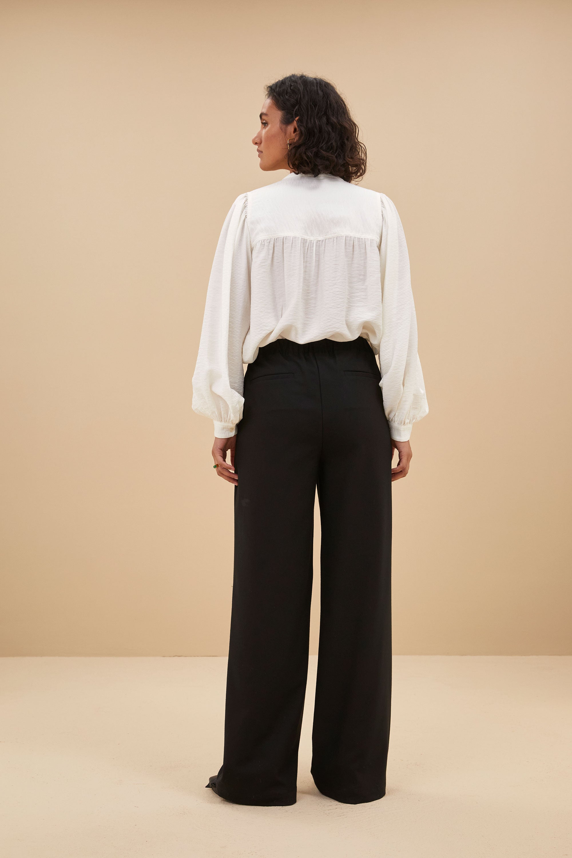 olan blouse | off white