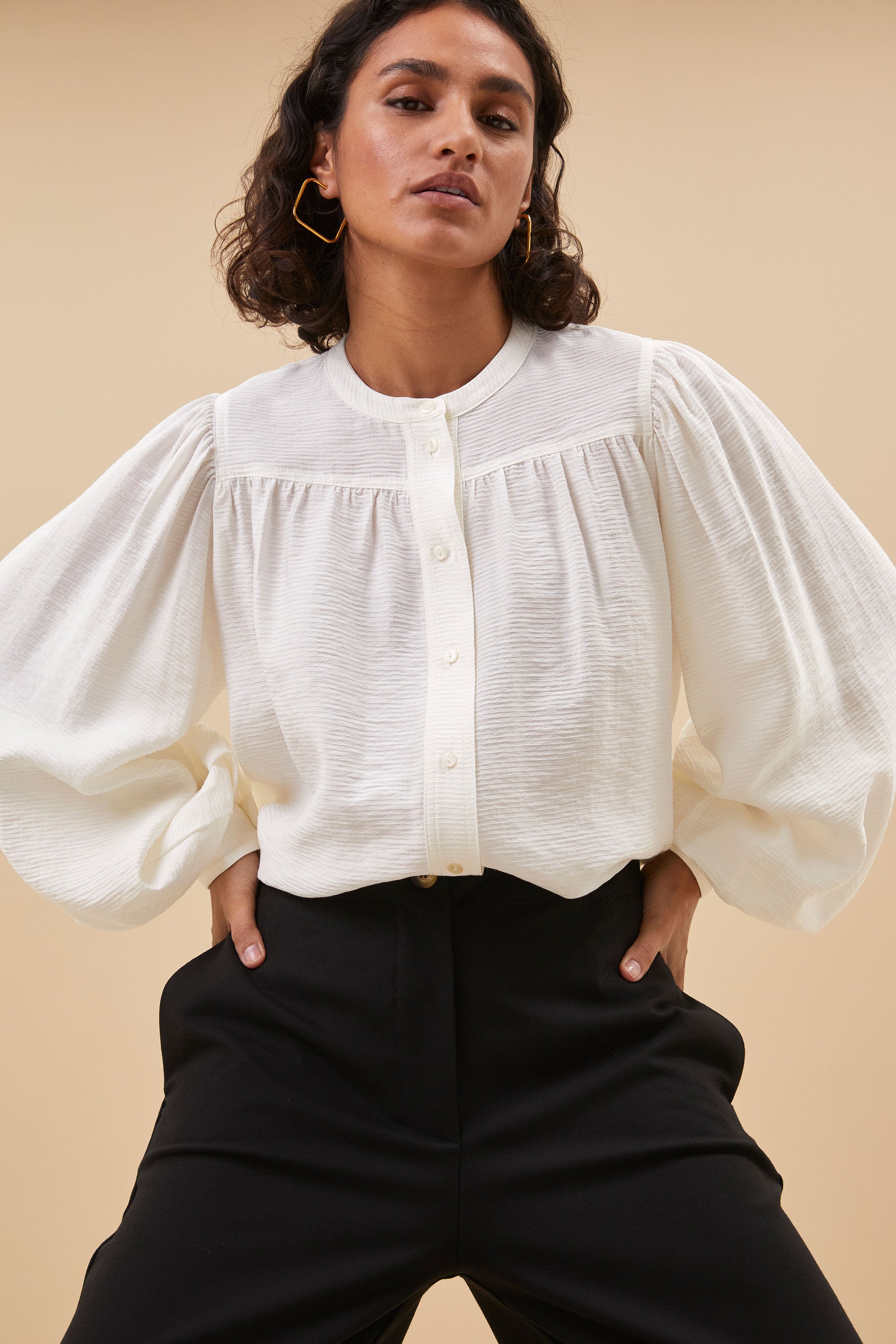 olan blouse | off white