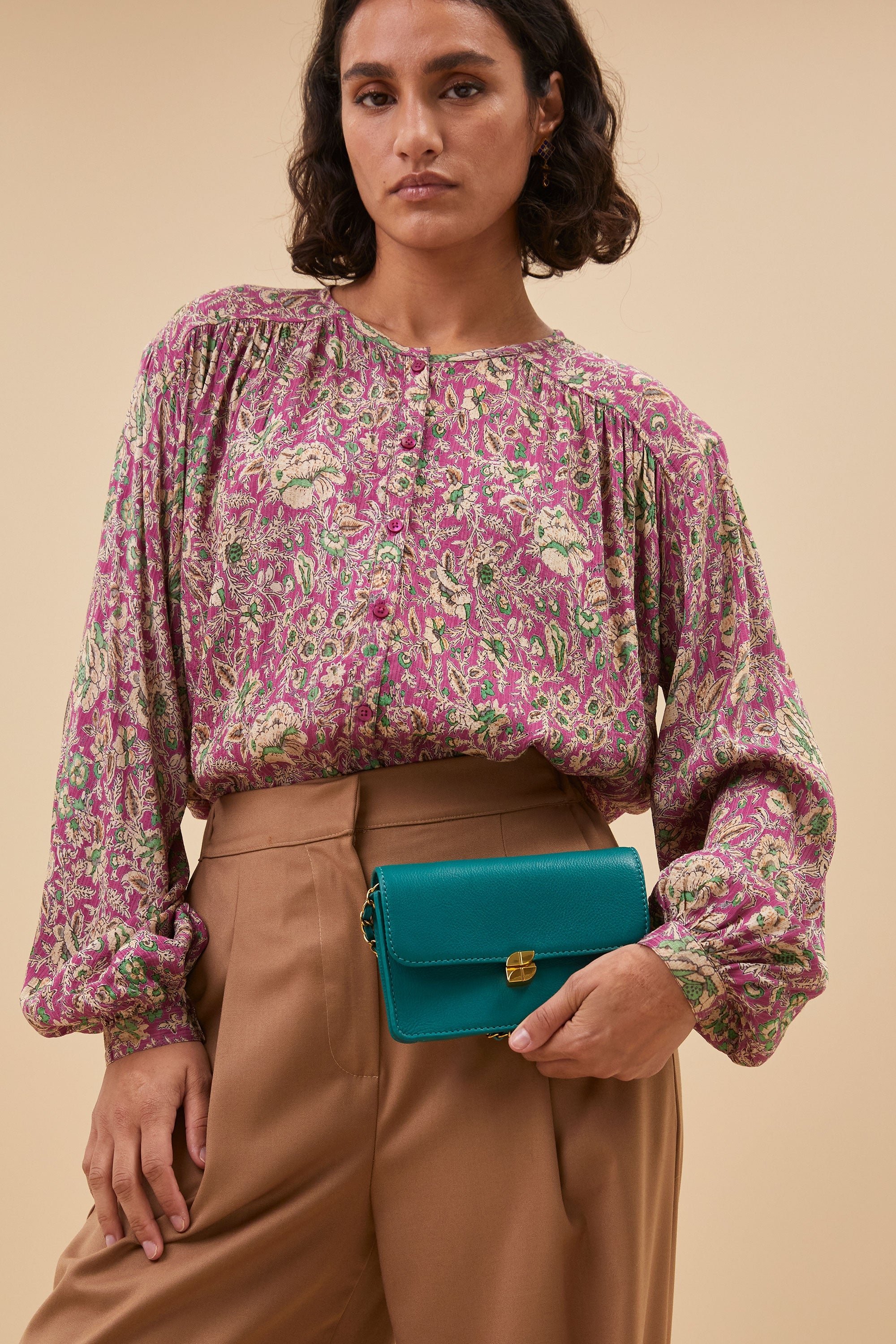 saar bouquet blouse | bouquet print lifestyle image