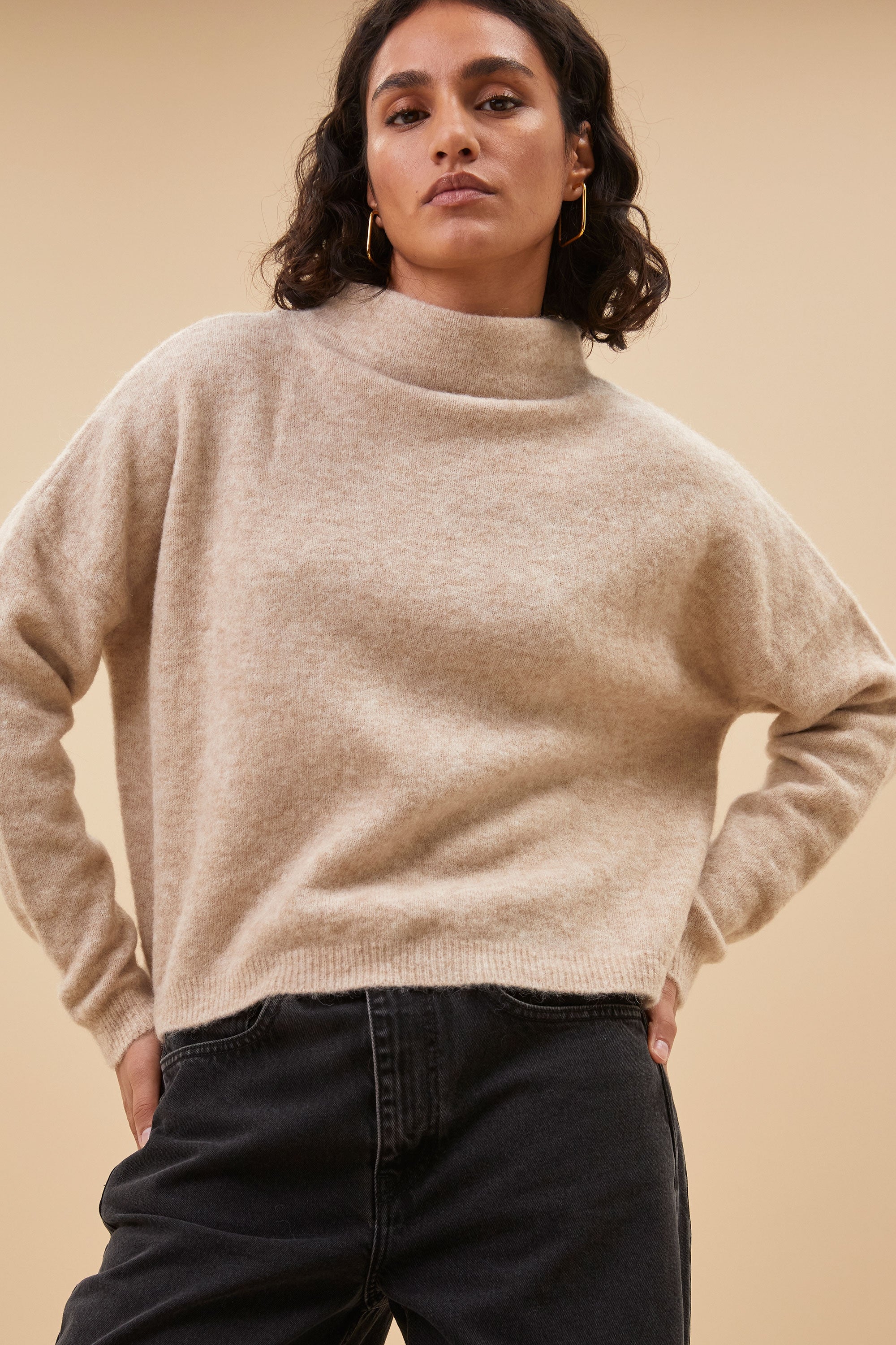 vinn pullover | sand