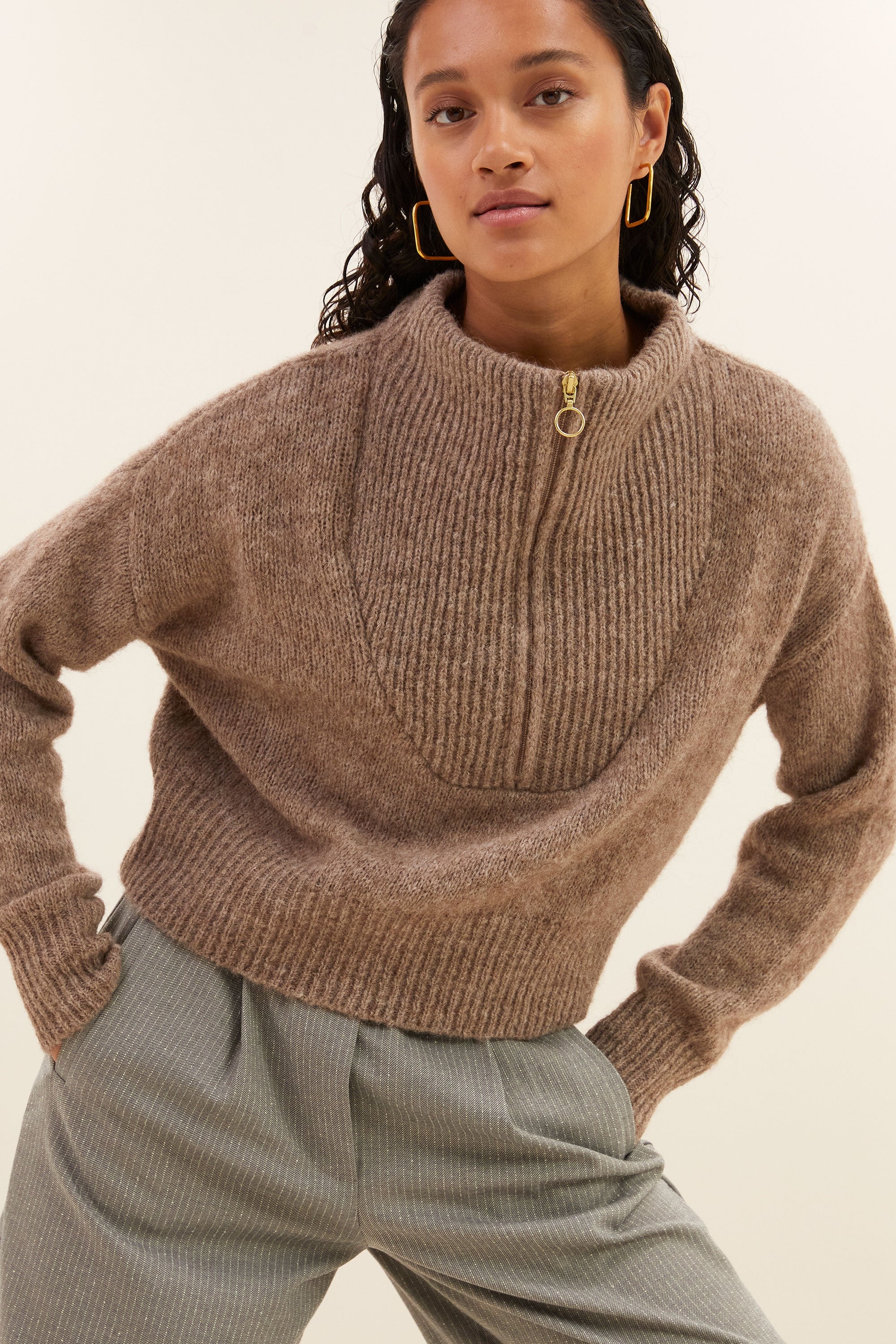 boxy beau pullover | biscuit