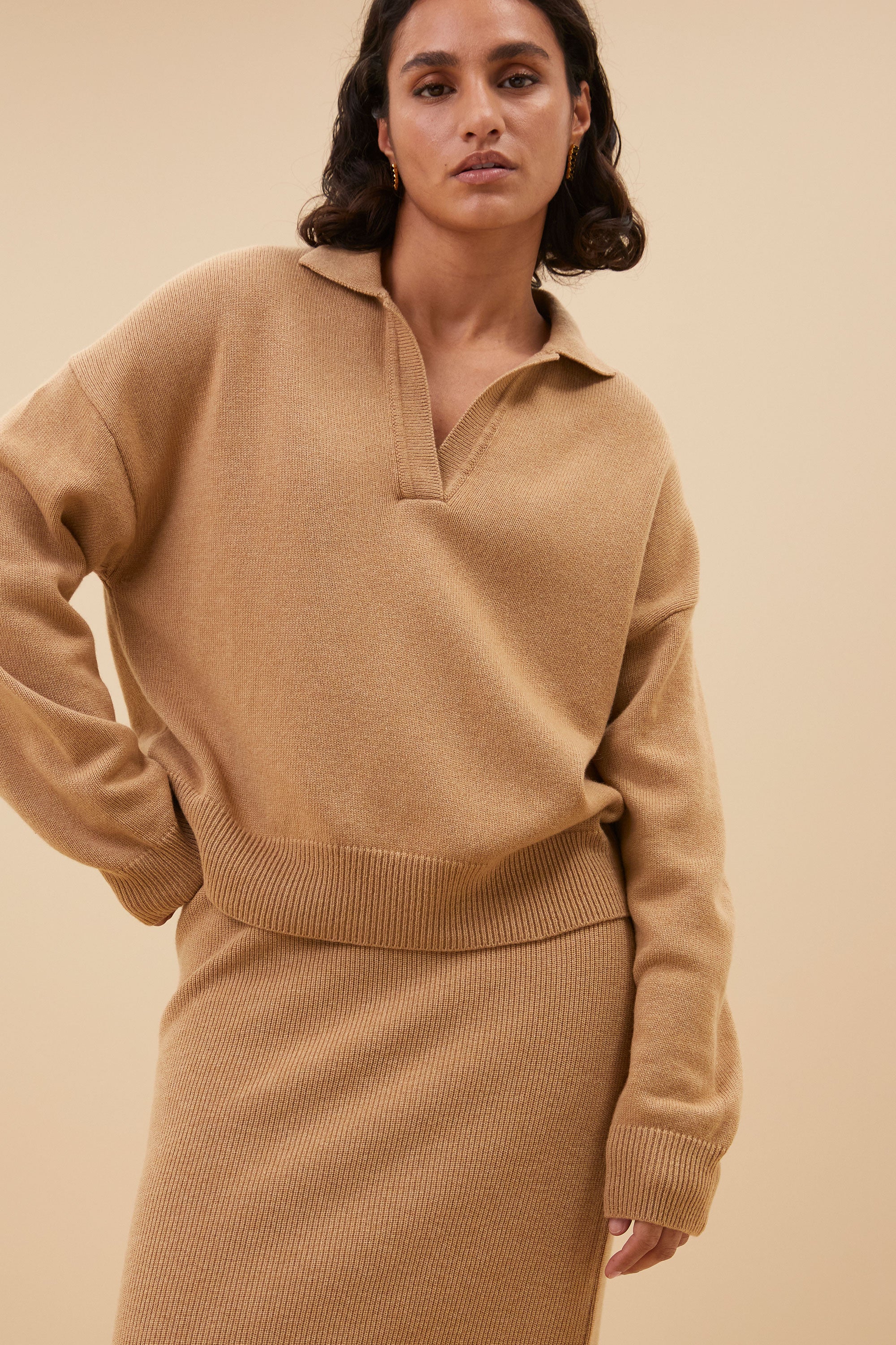 dex pullover | camel