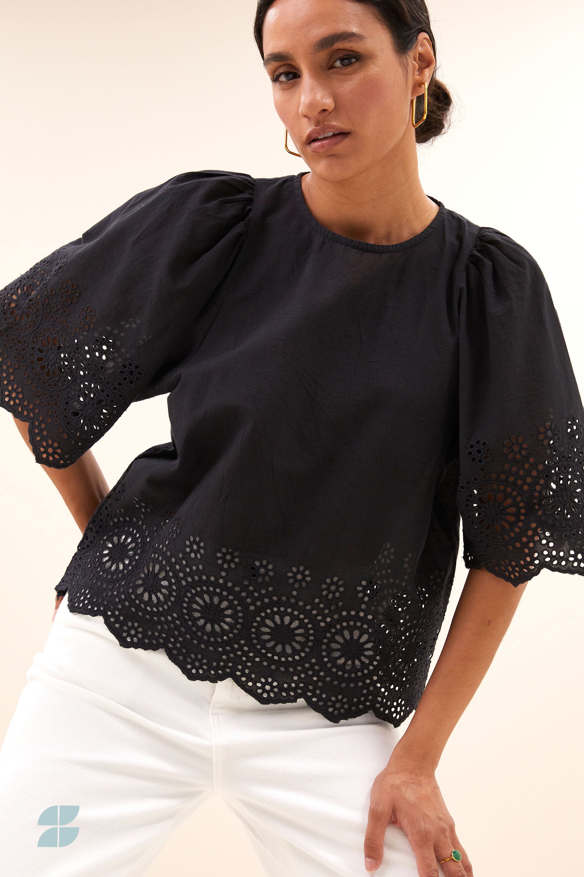 utah blouse black zoom image