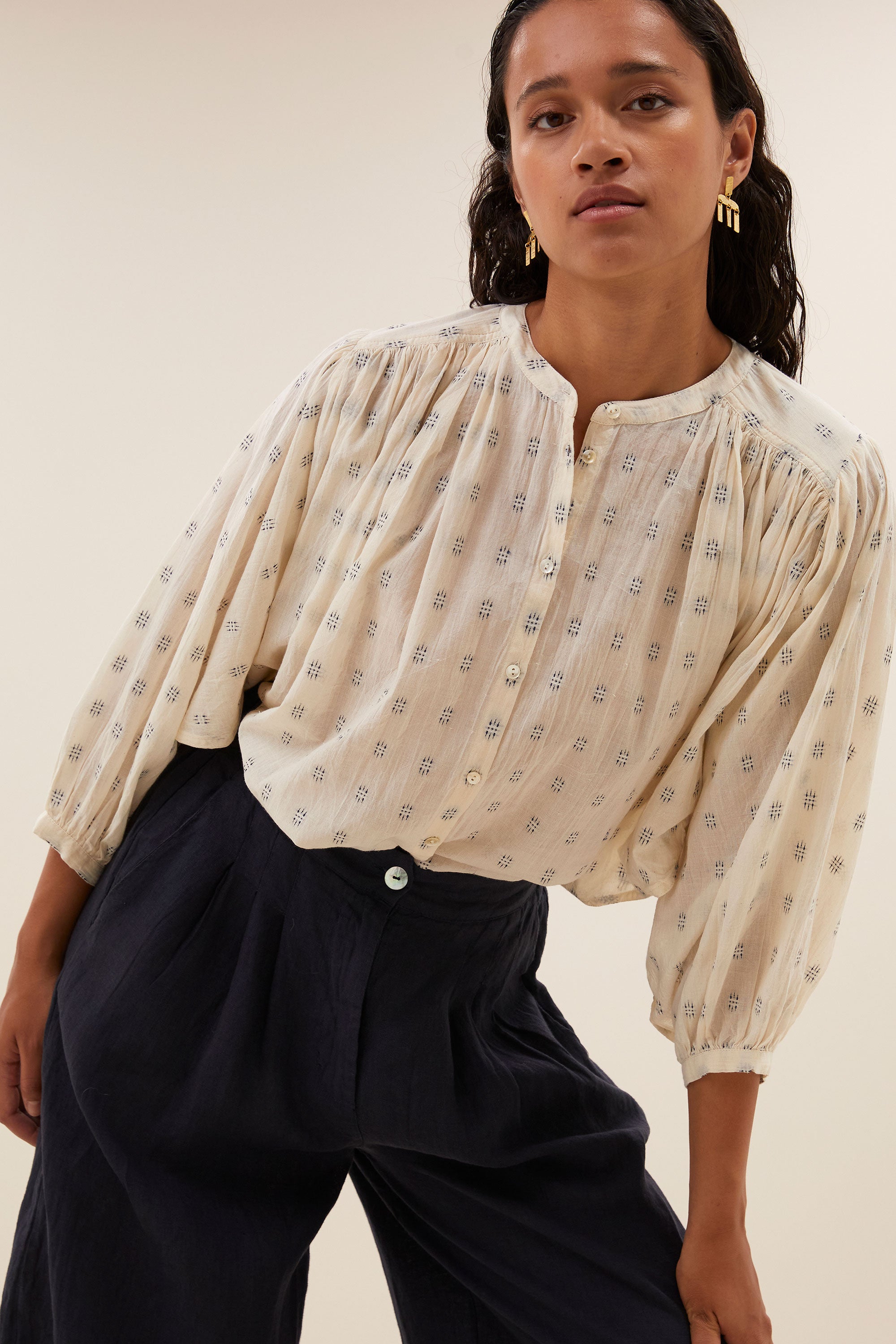 becky dali blouse | dali blue