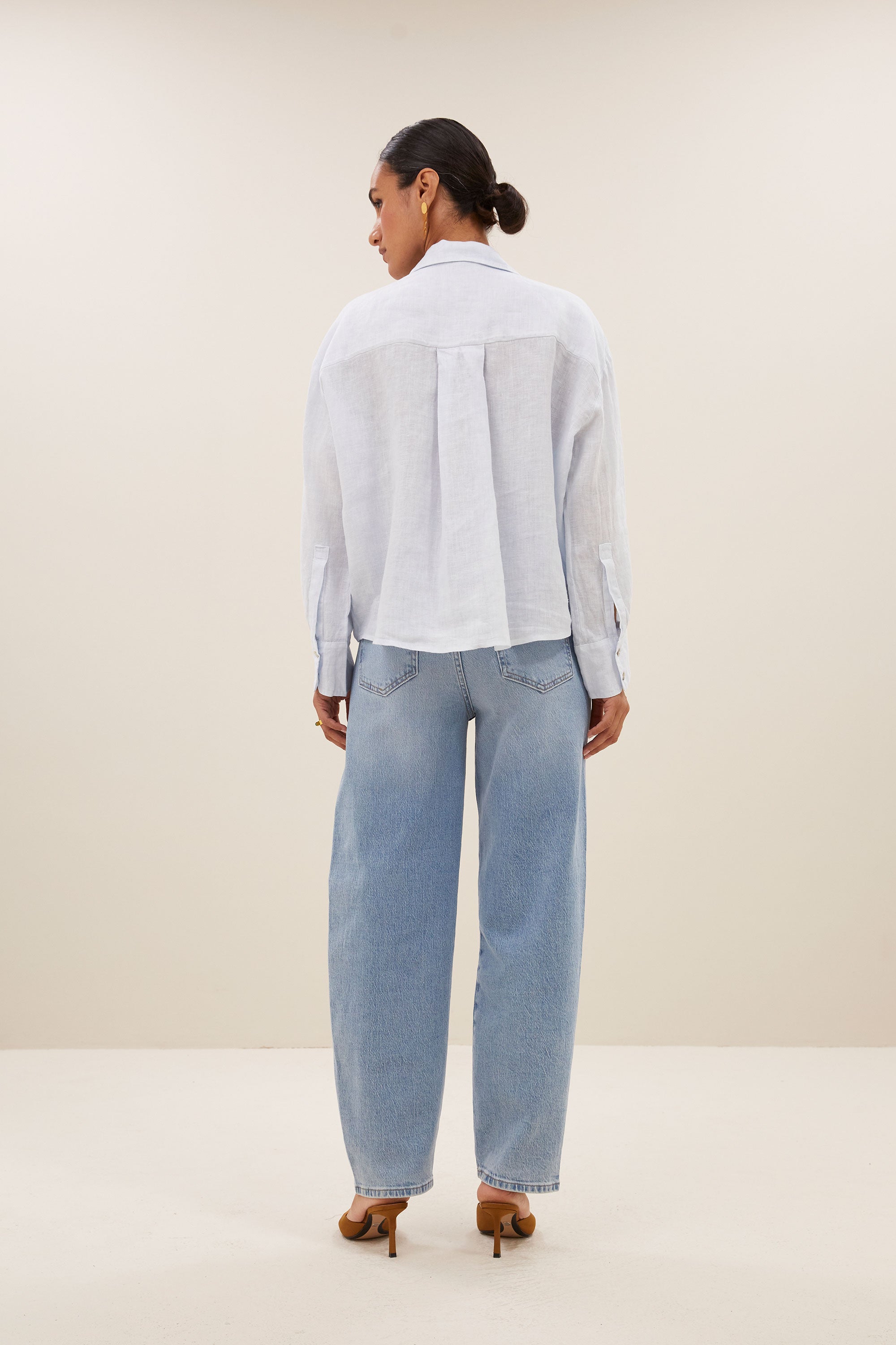 nima linen blouse | skyway