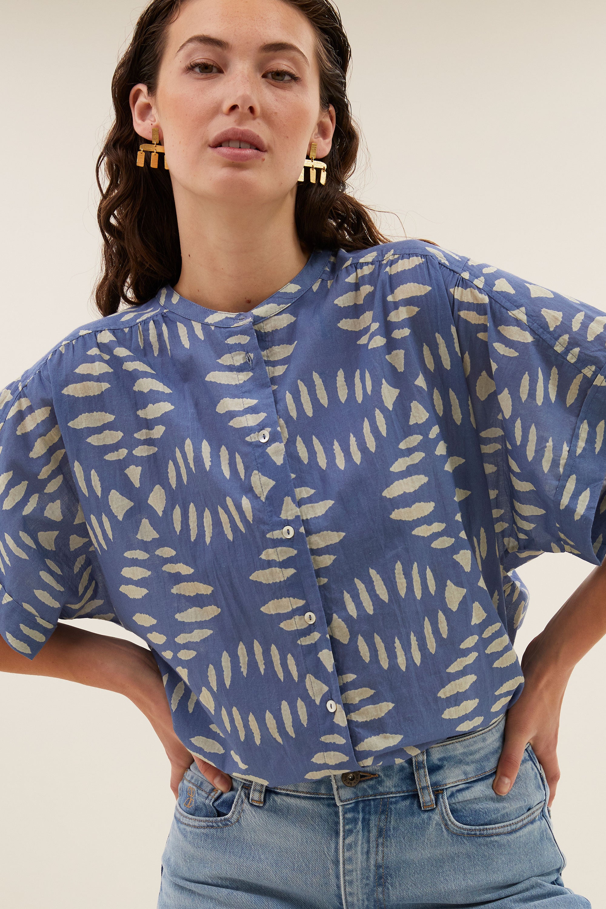 amber indigo blouse | blue indigo print